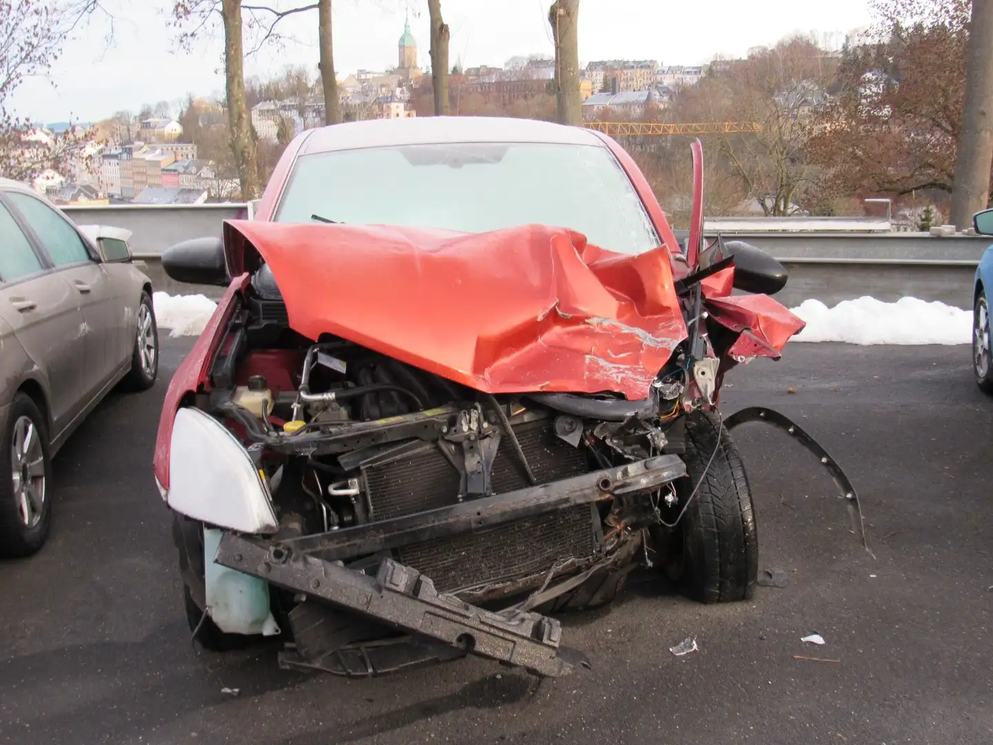 Nissan Qashqai Visia Unfall Rot - 1