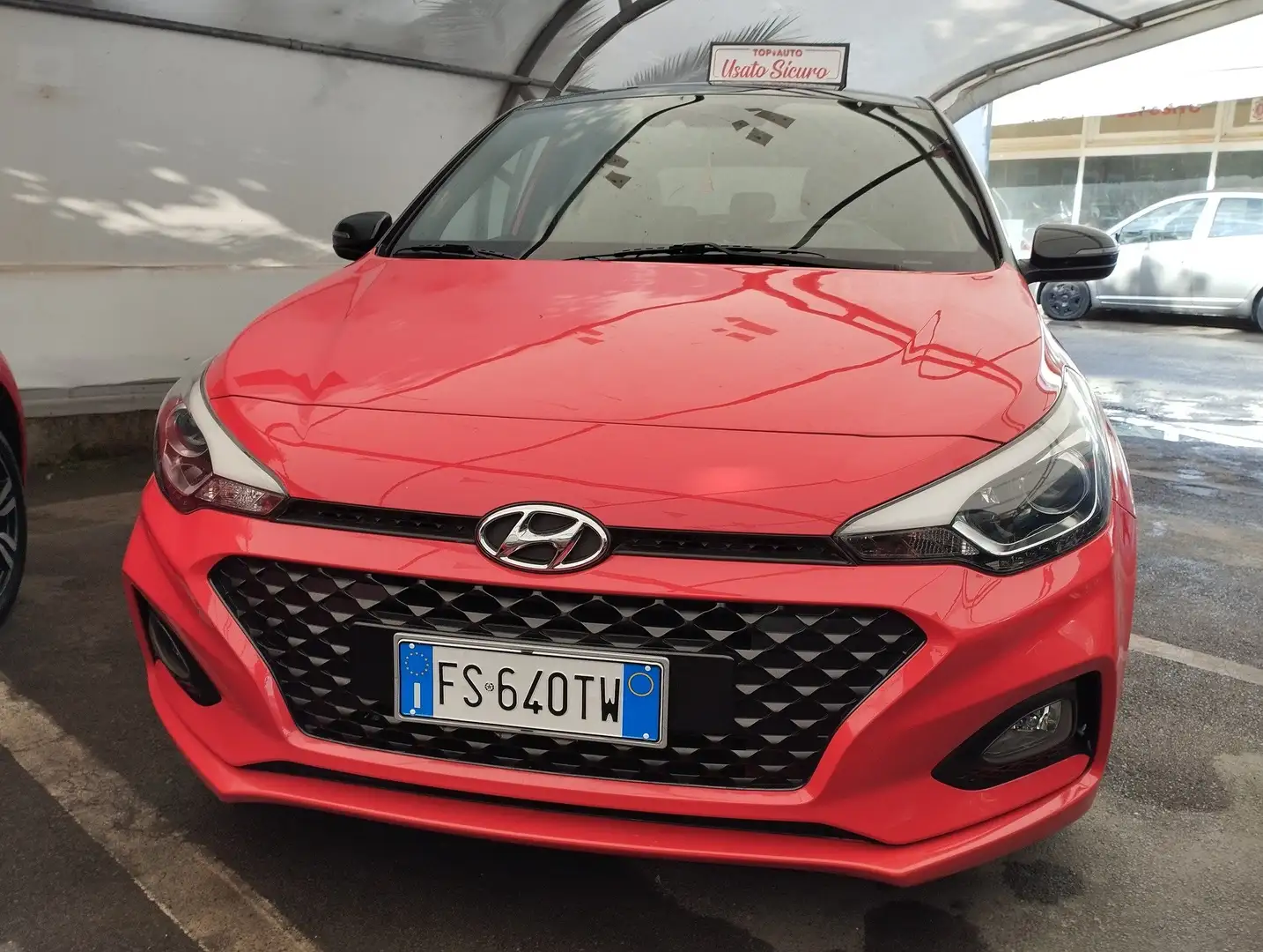 Hyundai i20 i20 5p 1.2 mpi Prime 84cv LOUNGE BICOL KM 35000 Rosso - 2