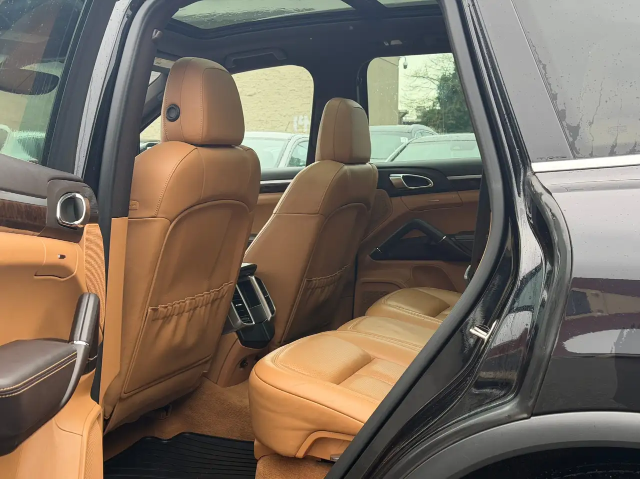 Porsche Cayenne photo Porsche Cayenne