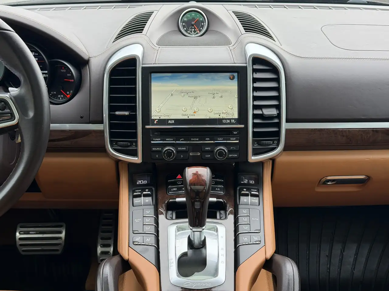 Porsche Cayenne photo Porsche Cayenne