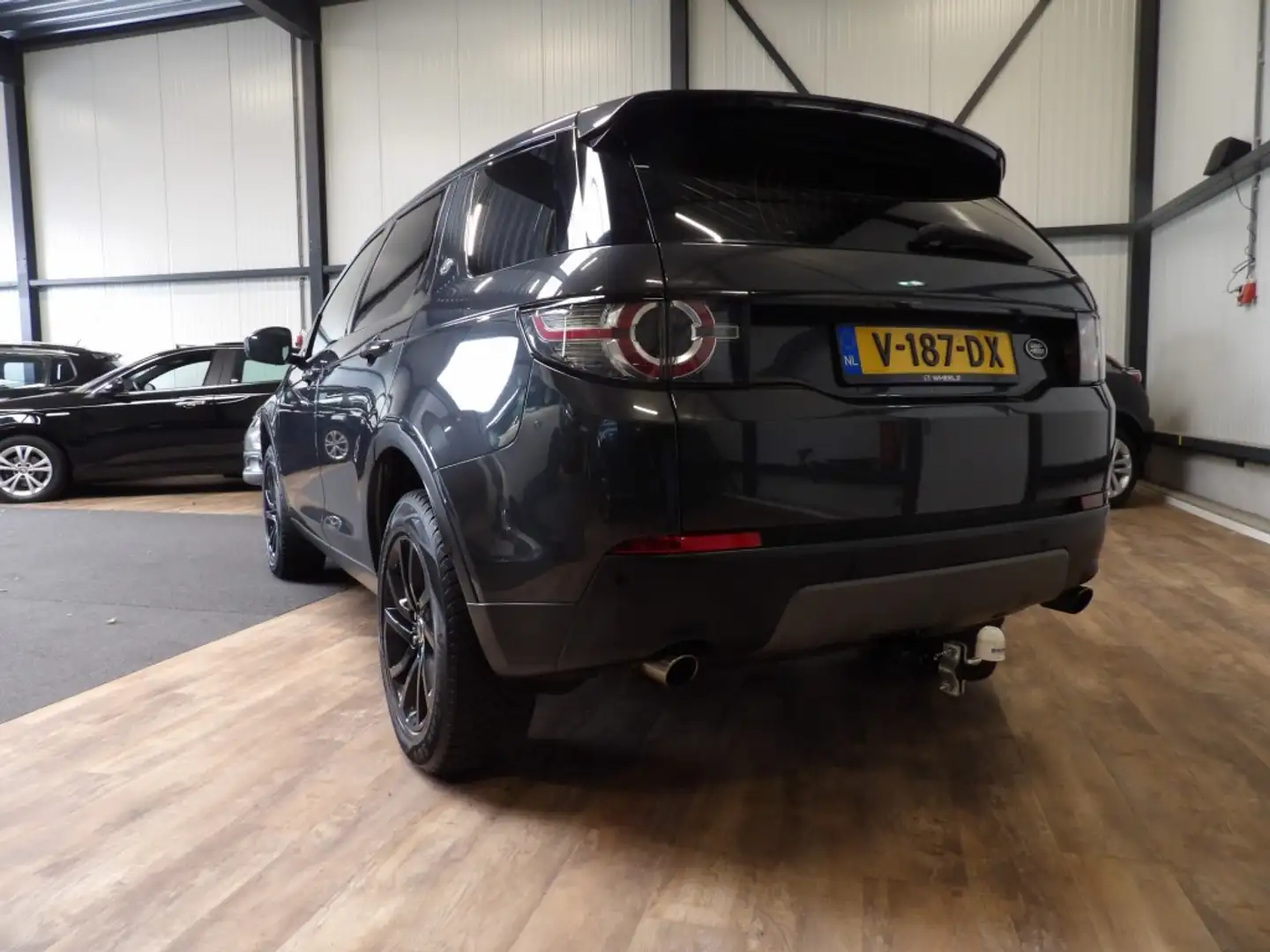 Land Rover Discovery Sport 2.0 D automaat - grijs kenteken - zeer nette staat Grijs - 2