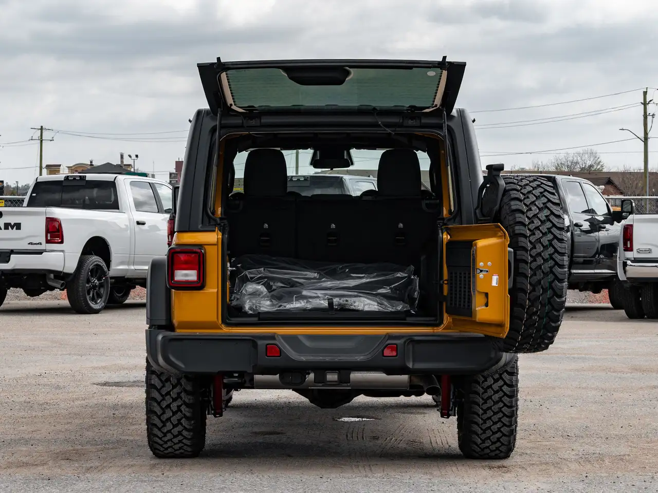 Jeep Wrangler снимка Jeep Wrangler