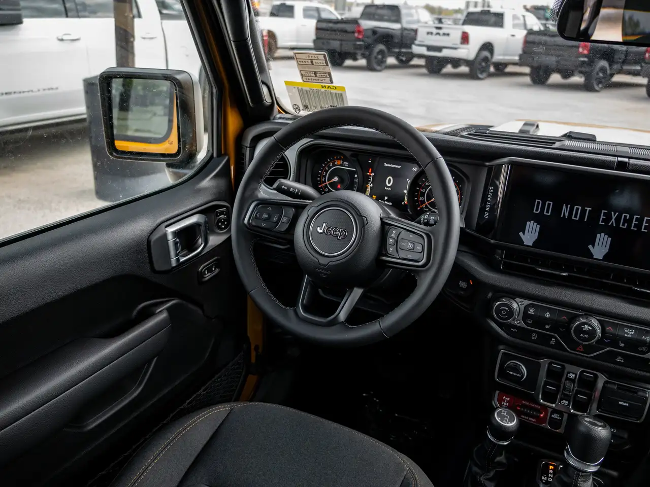 Jeep Wrangler снимка Jeep Wrangler