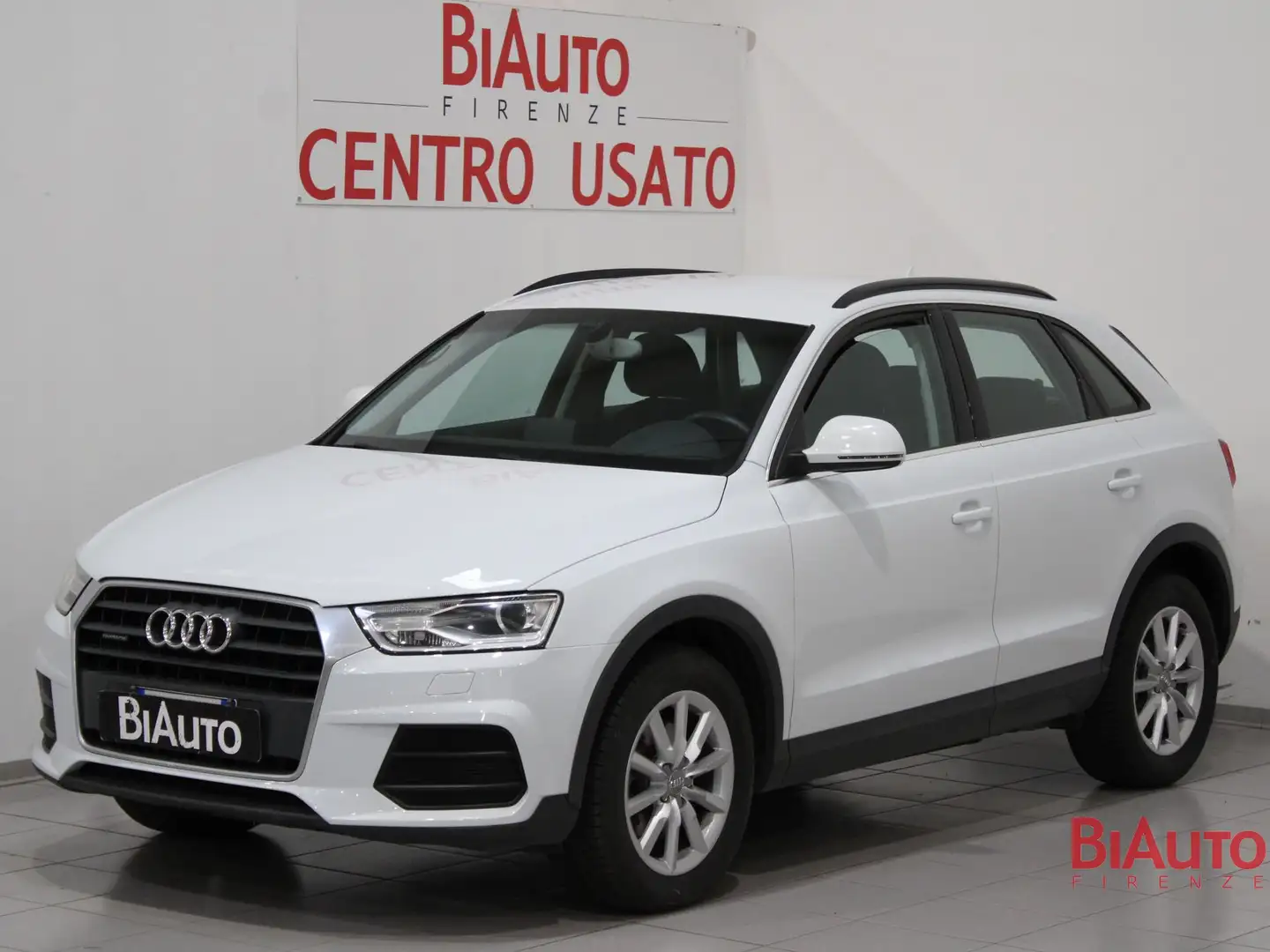 Audi Q3 Q3 2.0 TDI 150 CV quattro S tronic Business Bianco - 1