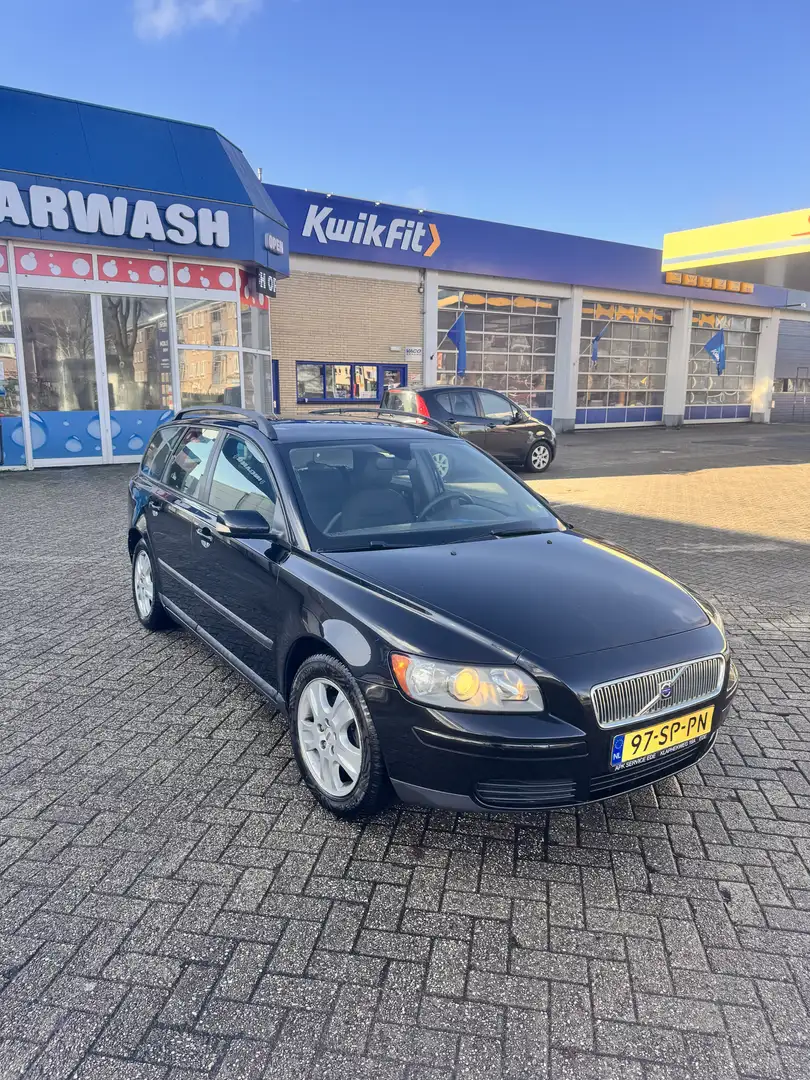 Volvo V50 1.8 (Prijs is onderhandelbaar, doe maar een bod) Nero - 1