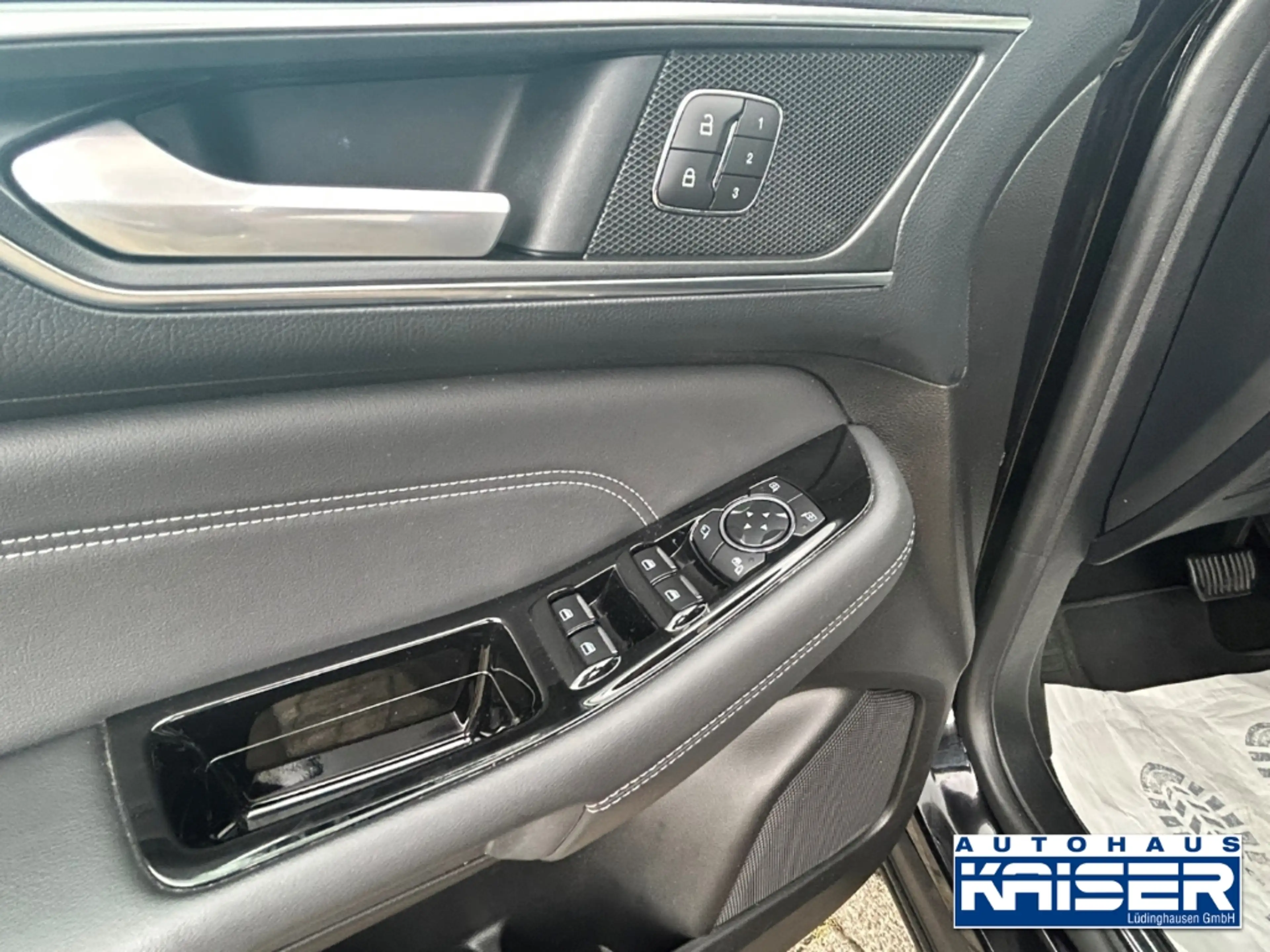 Ford Galaxy Titanium 2.0 EcoBluePanorama,18 Zoll,LED Leder 7 S — photo 15