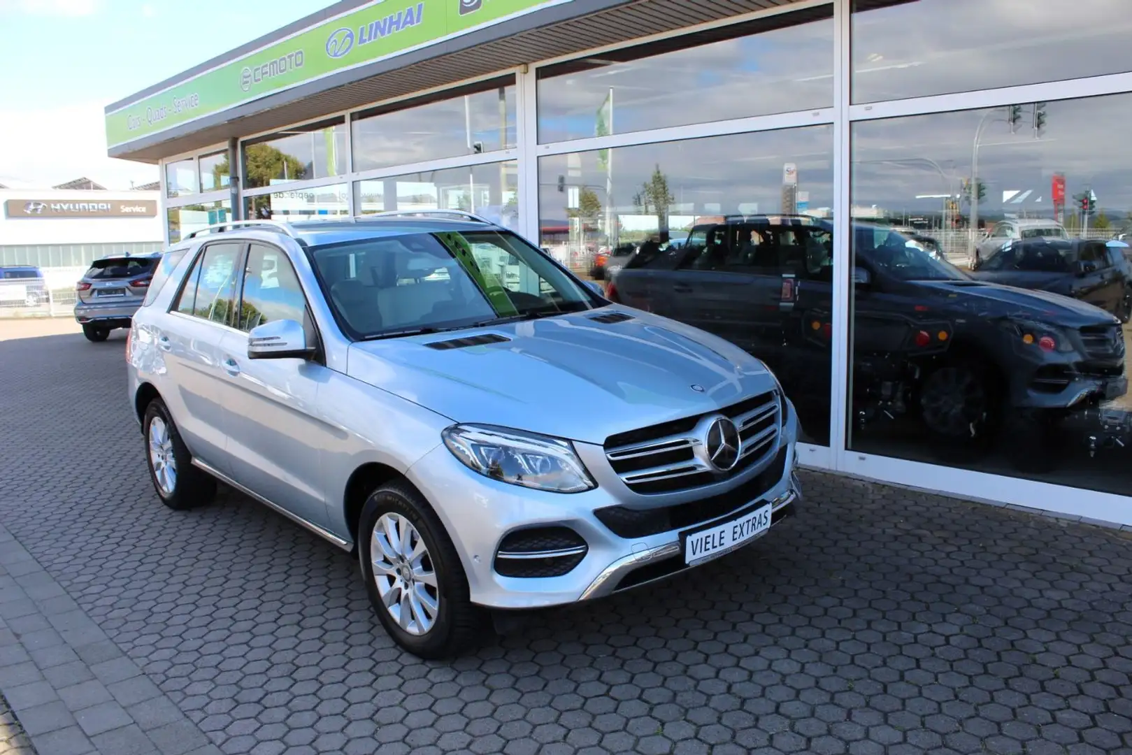 Mercedes-Benz GLE 400 TÜV,Service NEU,AHK,Standheizung. Grau - 1