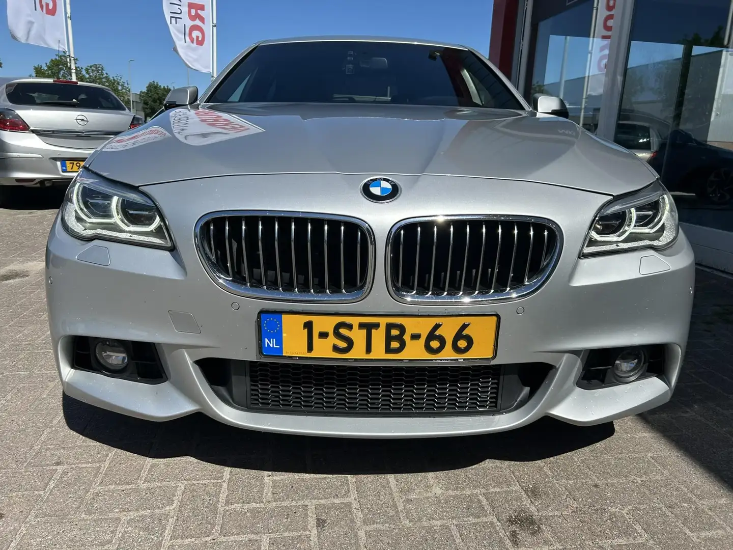 BMW 520 5-serie 520i M-Sportpakket/LED/Orig.NED Grijs - 2