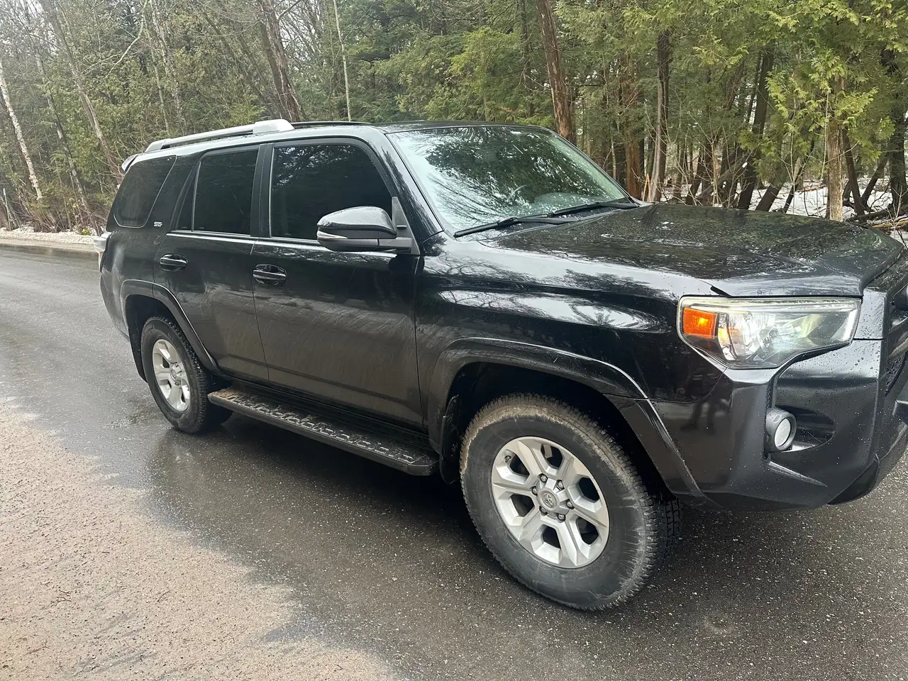 Toyota 4-Runner снимка Toyota 4-Runner