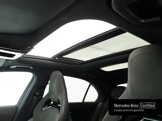 Mercedes-Benz C-Class view 21