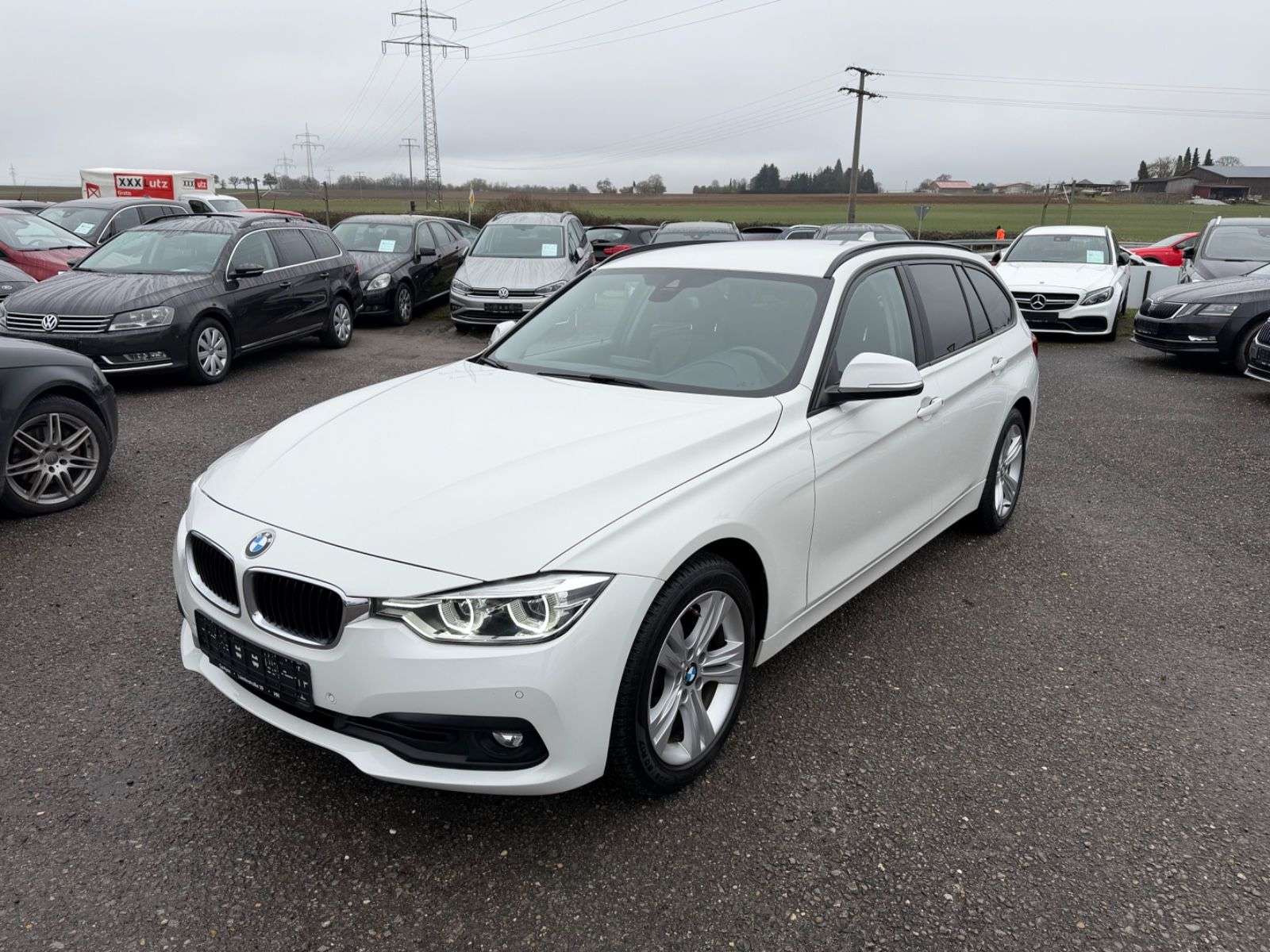 2017 BMW 320