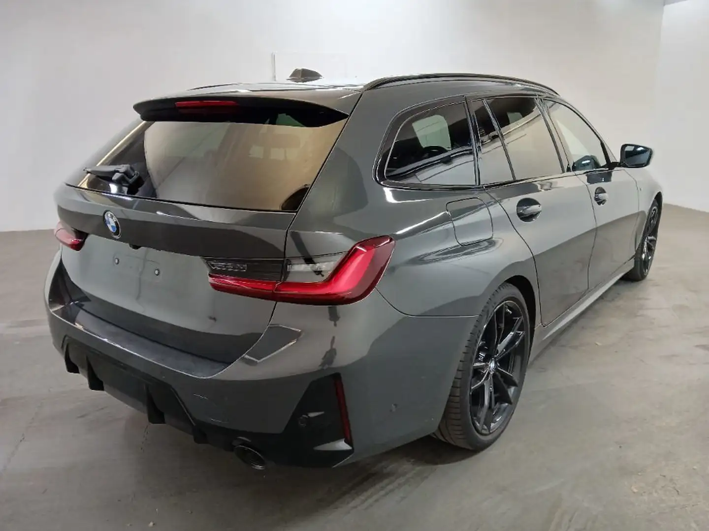 BMW 320 d xDrive M Sport MEMORY/HEADUP/ASSISTPROF/19'' Grau - 2
