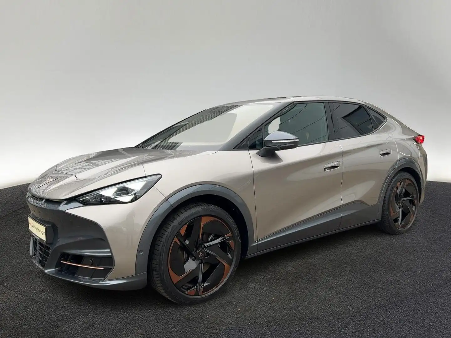 CUPRA Tavascan VZ 4Drive Adrenaline Pack Wärmepumpe Beige - 2