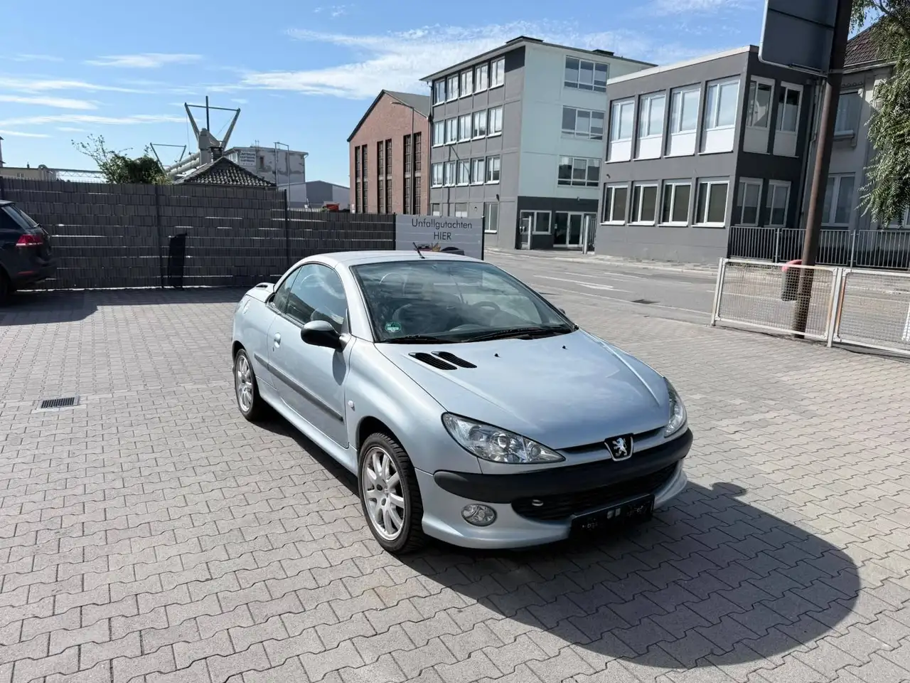 Peugeot 206 CC 135, foto 1