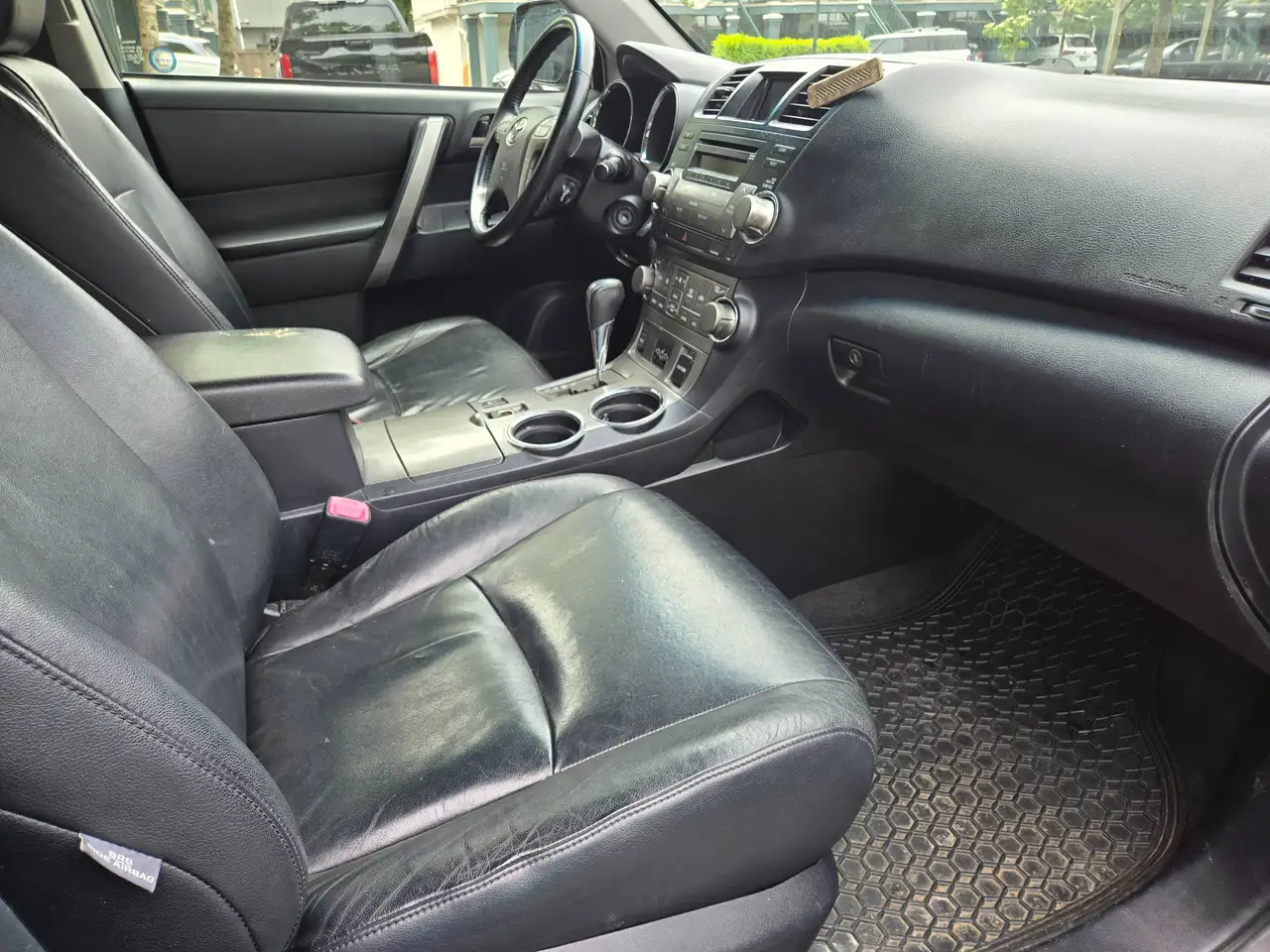 Toyota Highlander снимка Toyota Highlander