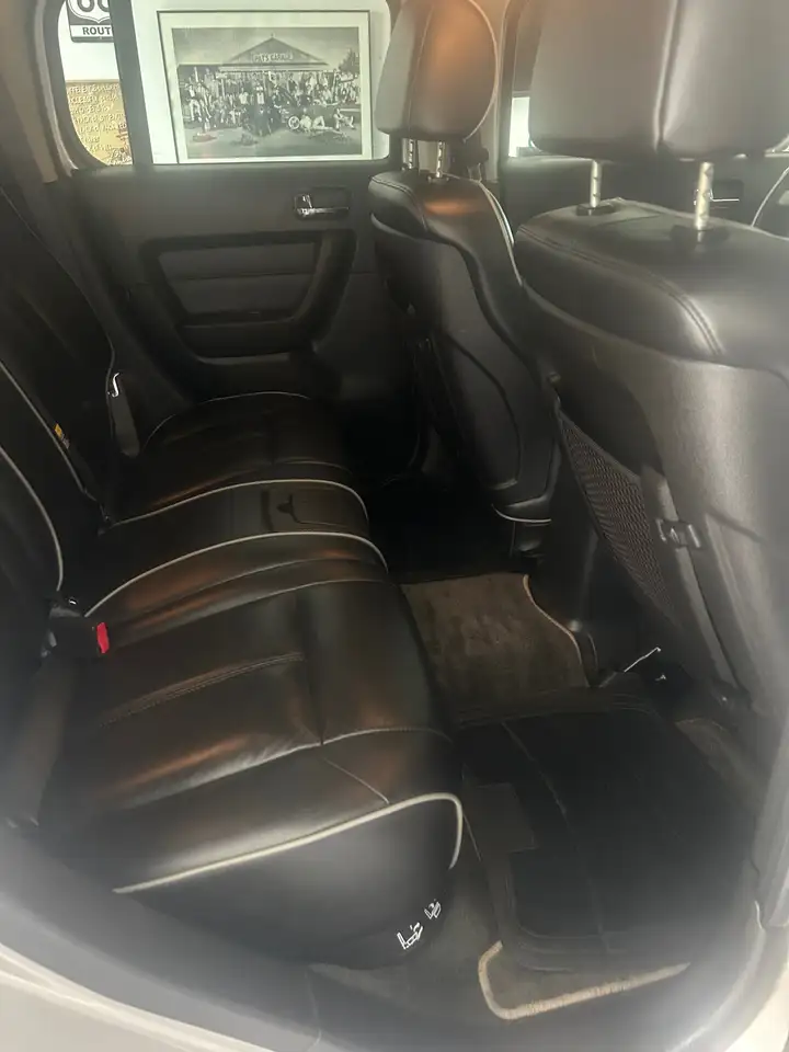 HUMMER H3 снимка HUMMER H3
