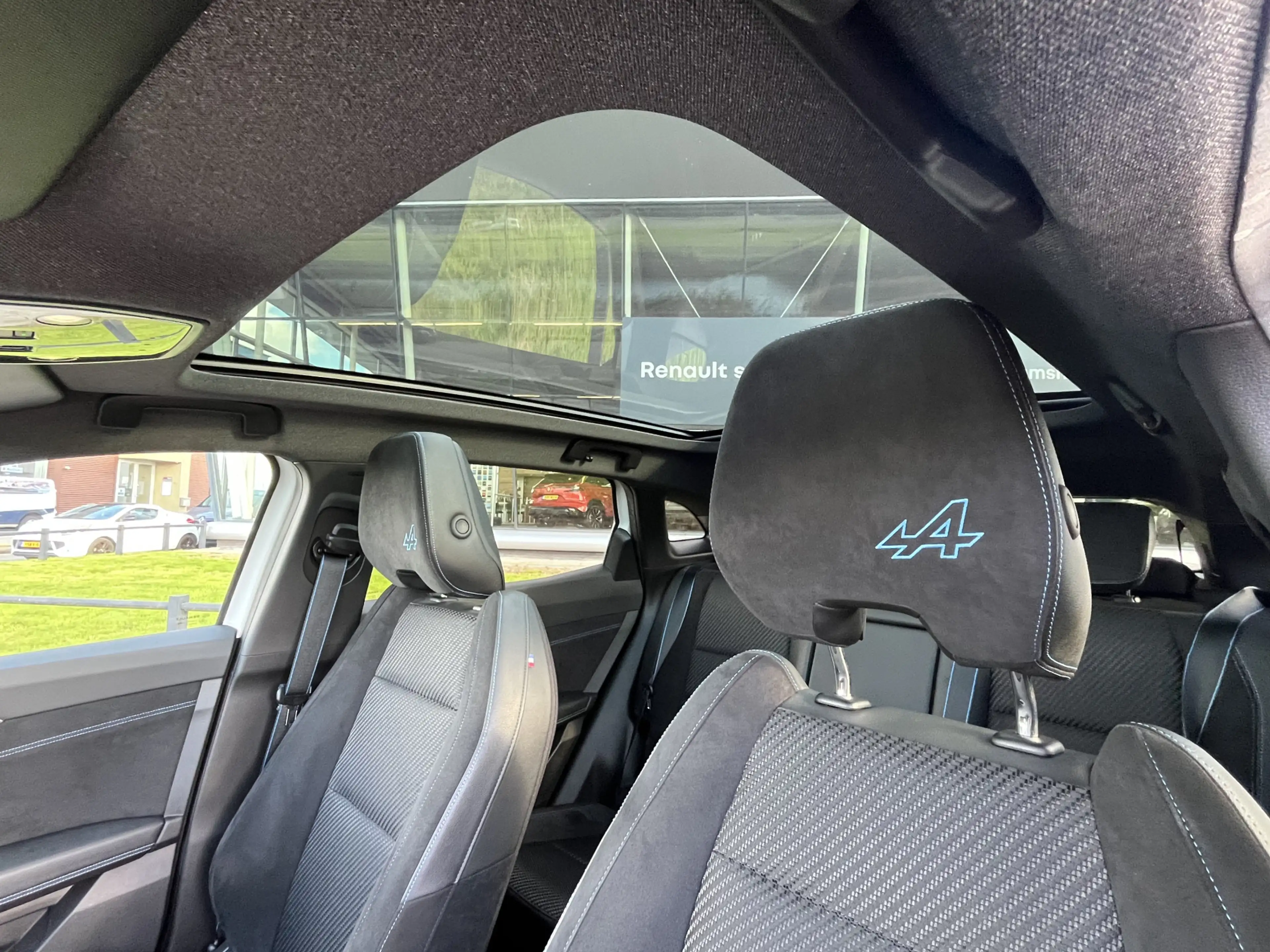 Renault Austral 1.2 E-Tech full hybrid 200PK iconic esprit Alpine — photo 14