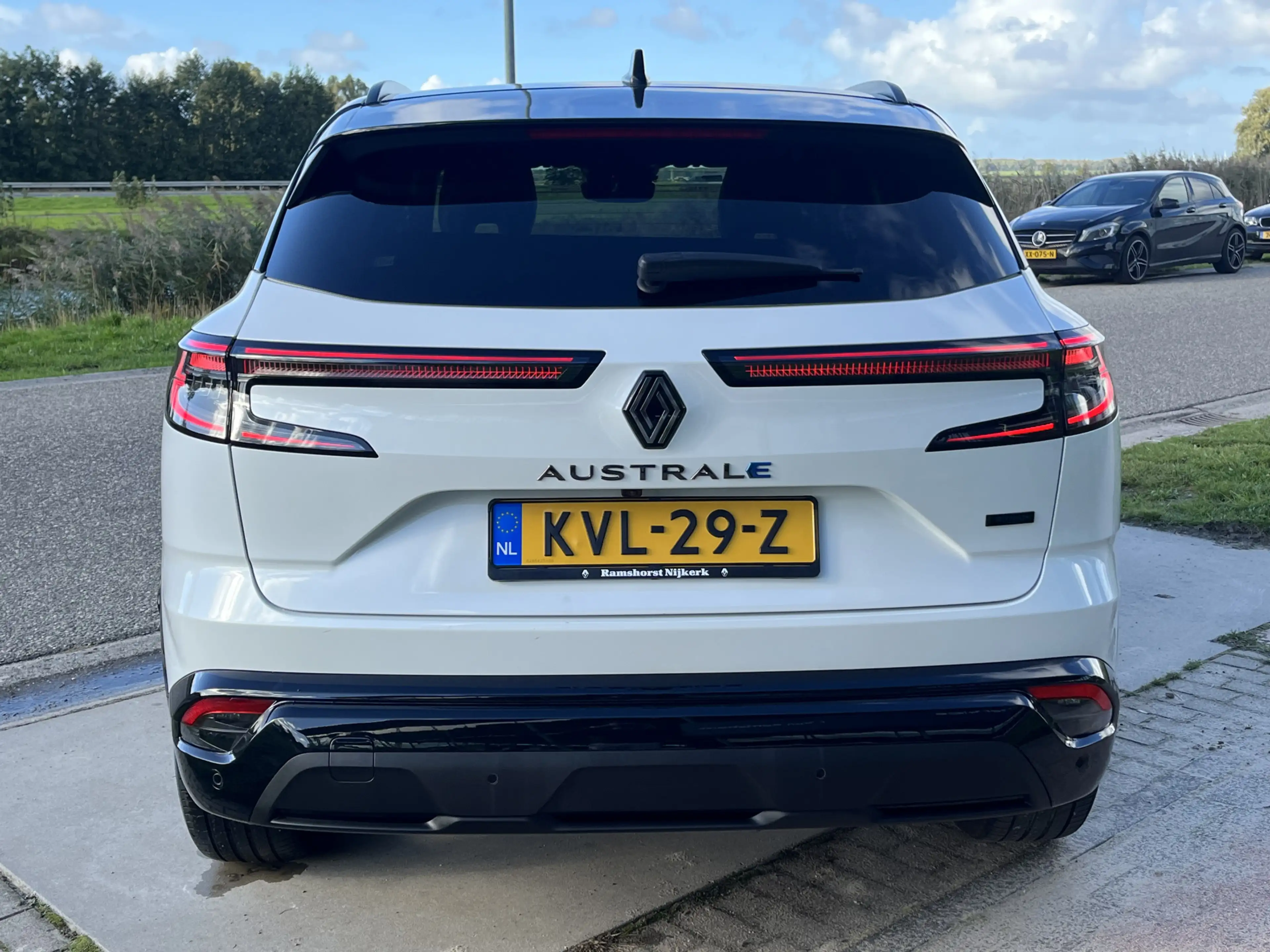 Renault Austral 1.2 E-Tech full hybrid 200PK iconic esprit Alpine — photo 8