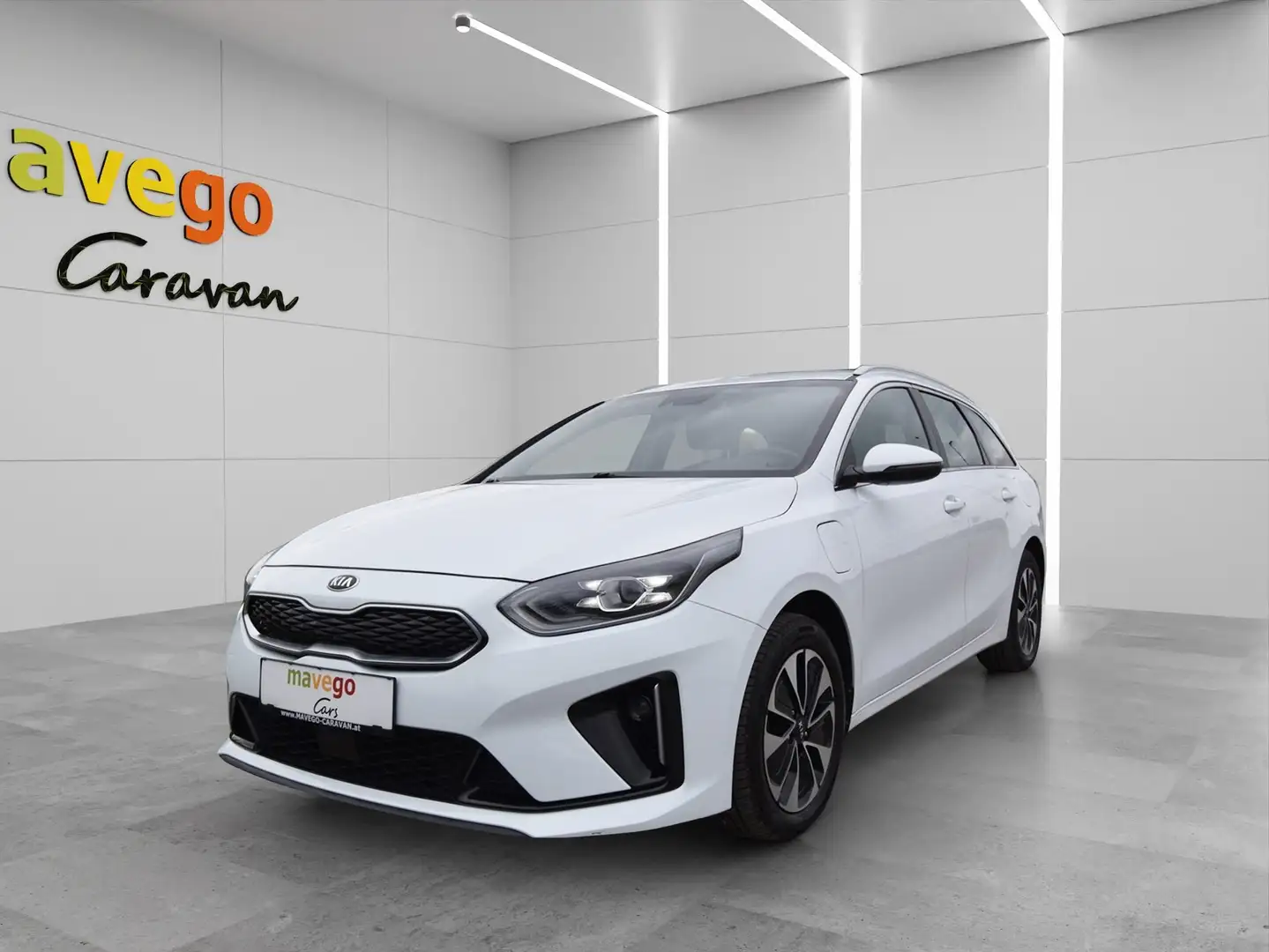 Kia Ceed SW / cee'd SW 1,6 GDI Hybrid PHEV Silber DCT Aut. Weiß - 1