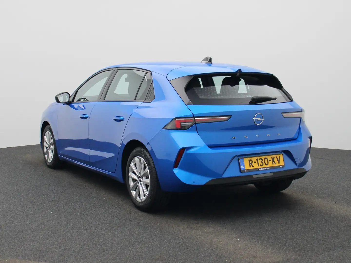 Opel Astra 1.2 Edition 110pk | Navi | Apple CarPlay/Android A Blauw - 2