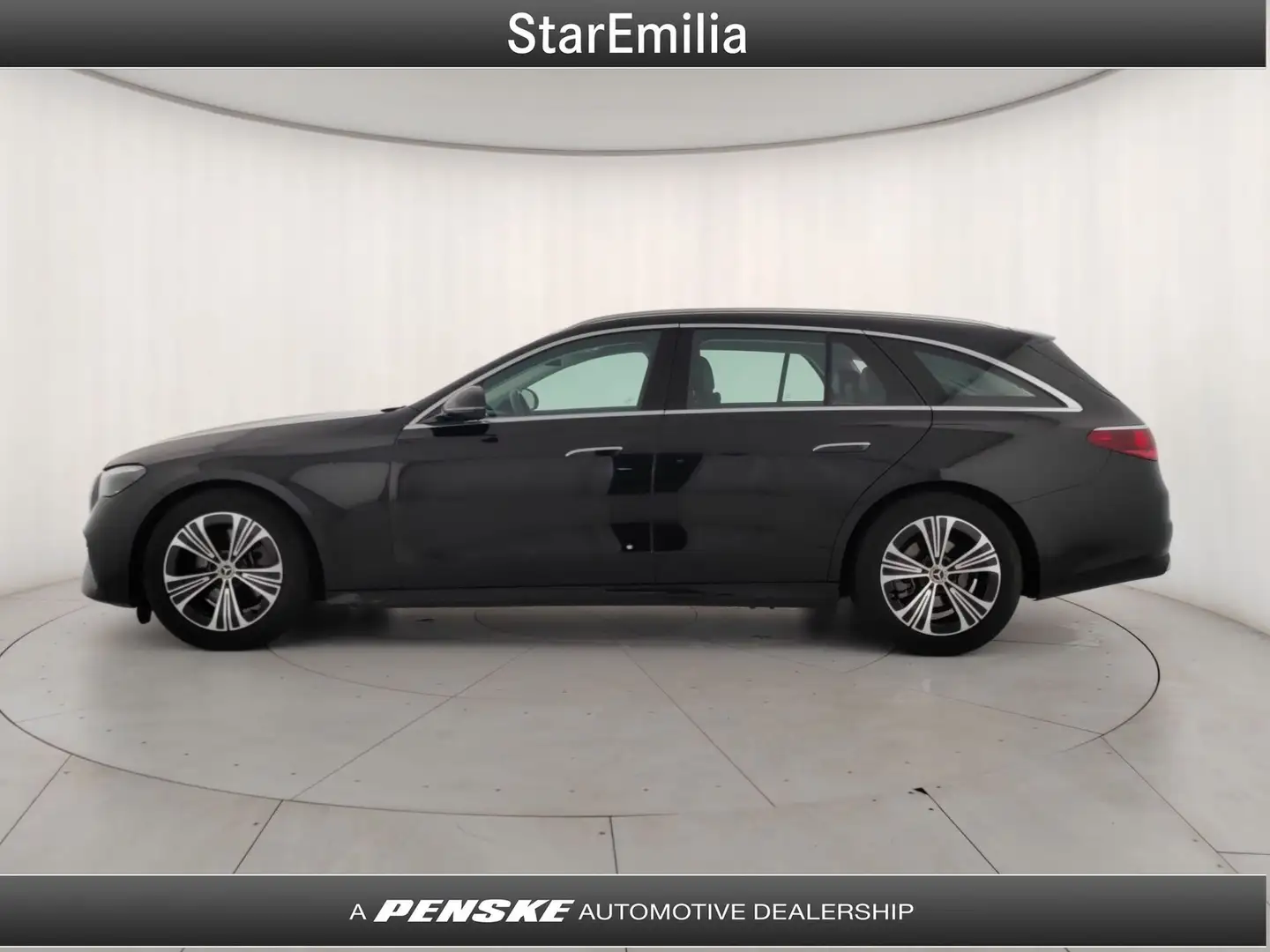 Mercedes-Benz E 220 E 220 d Mild hybrid 4Matic S.W. Advanced Nero - 2
