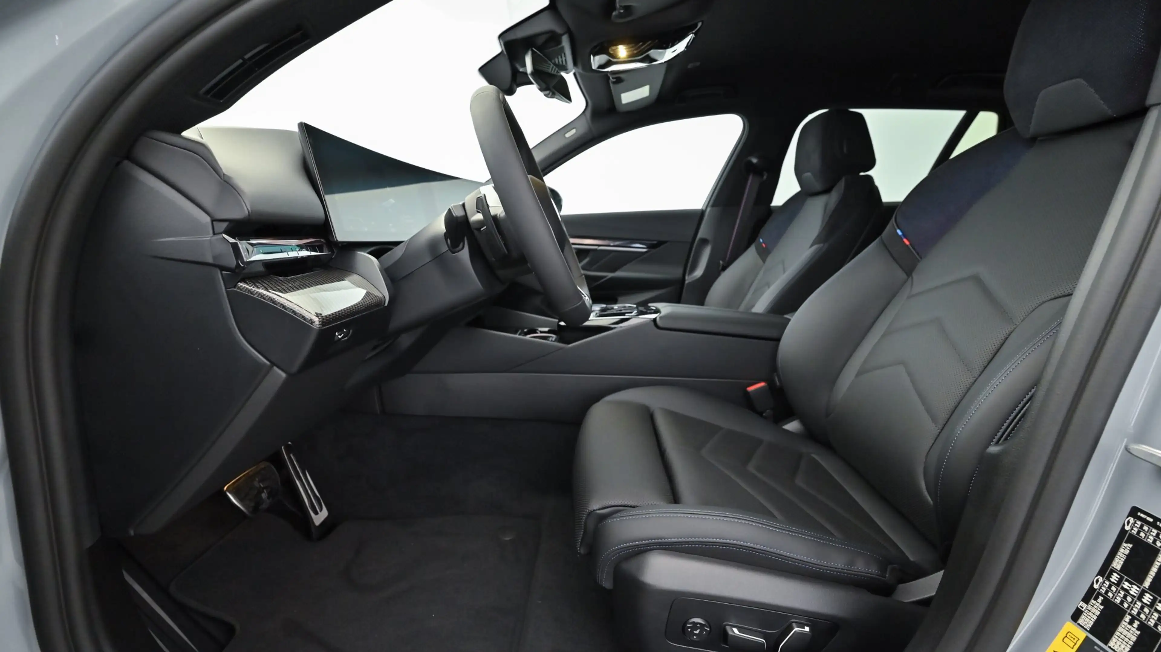 BMW i5 xDrive40 M-Sportpaket Pro — photo 10
