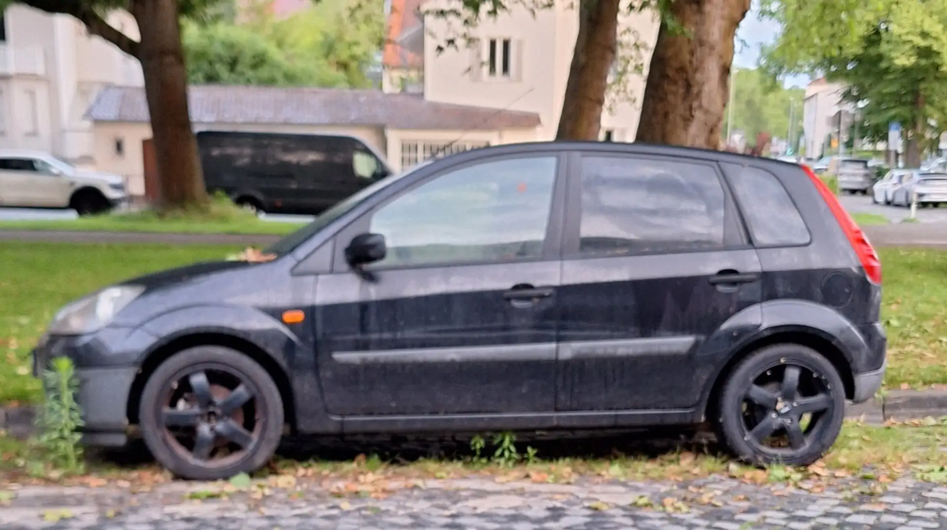 Ford Fiesta 1.3 Ambiente für Bastler oder Export - 2