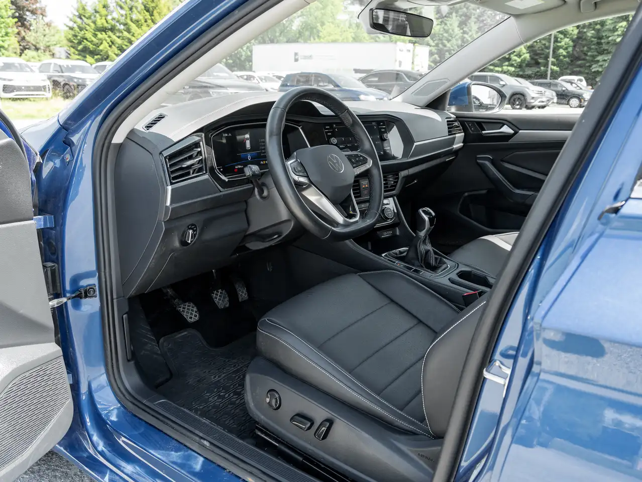 Volkswagen Jetta photo Volkswagen Jetta