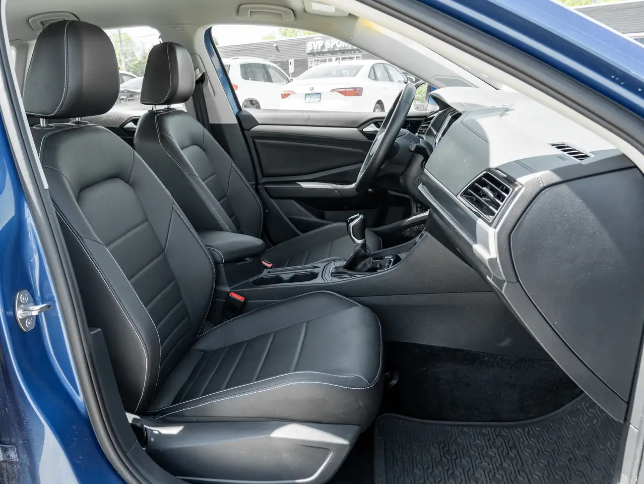 Volkswagen Jetta photo Volkswagen Jetta