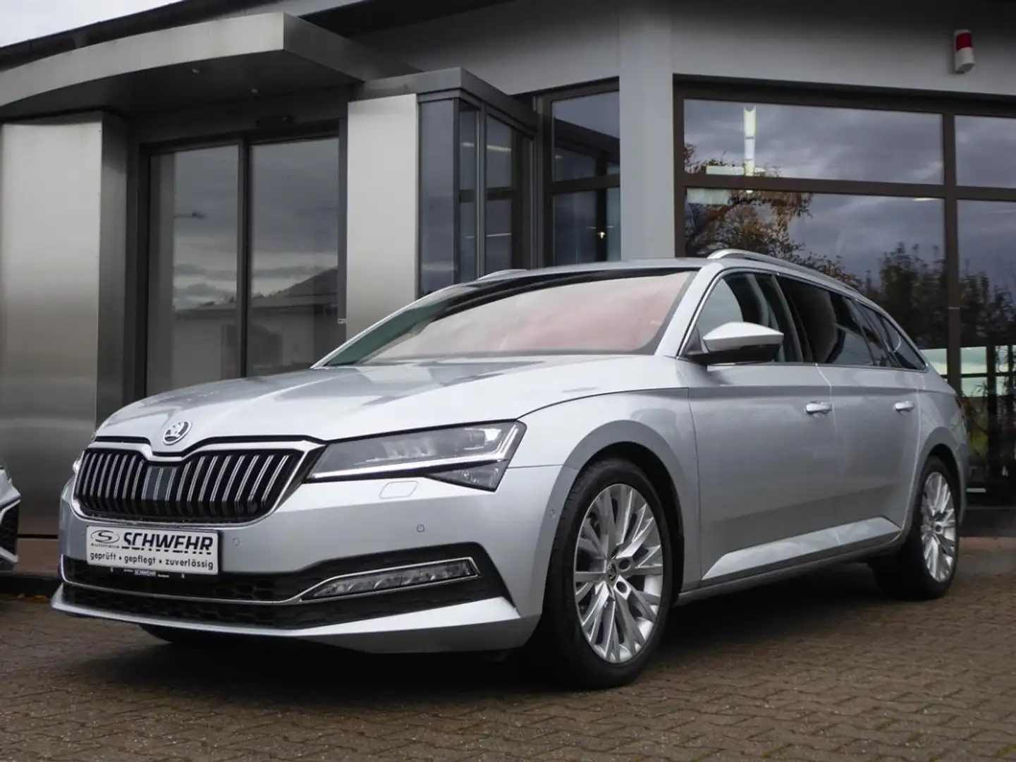 Skoda Superb Style Silber - 2