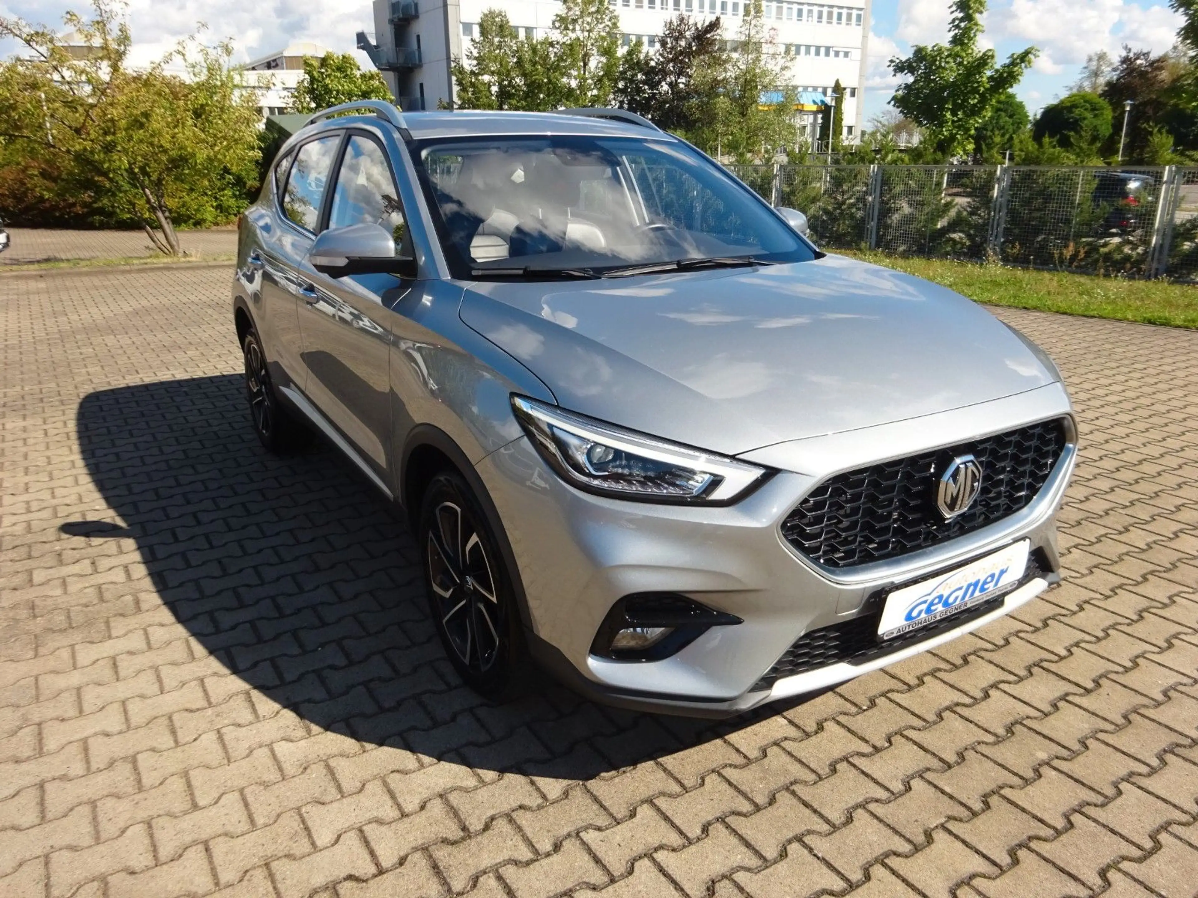 MG ZS 111PS Autm. Luxury Leder Navi 360-Kamera — photo 7