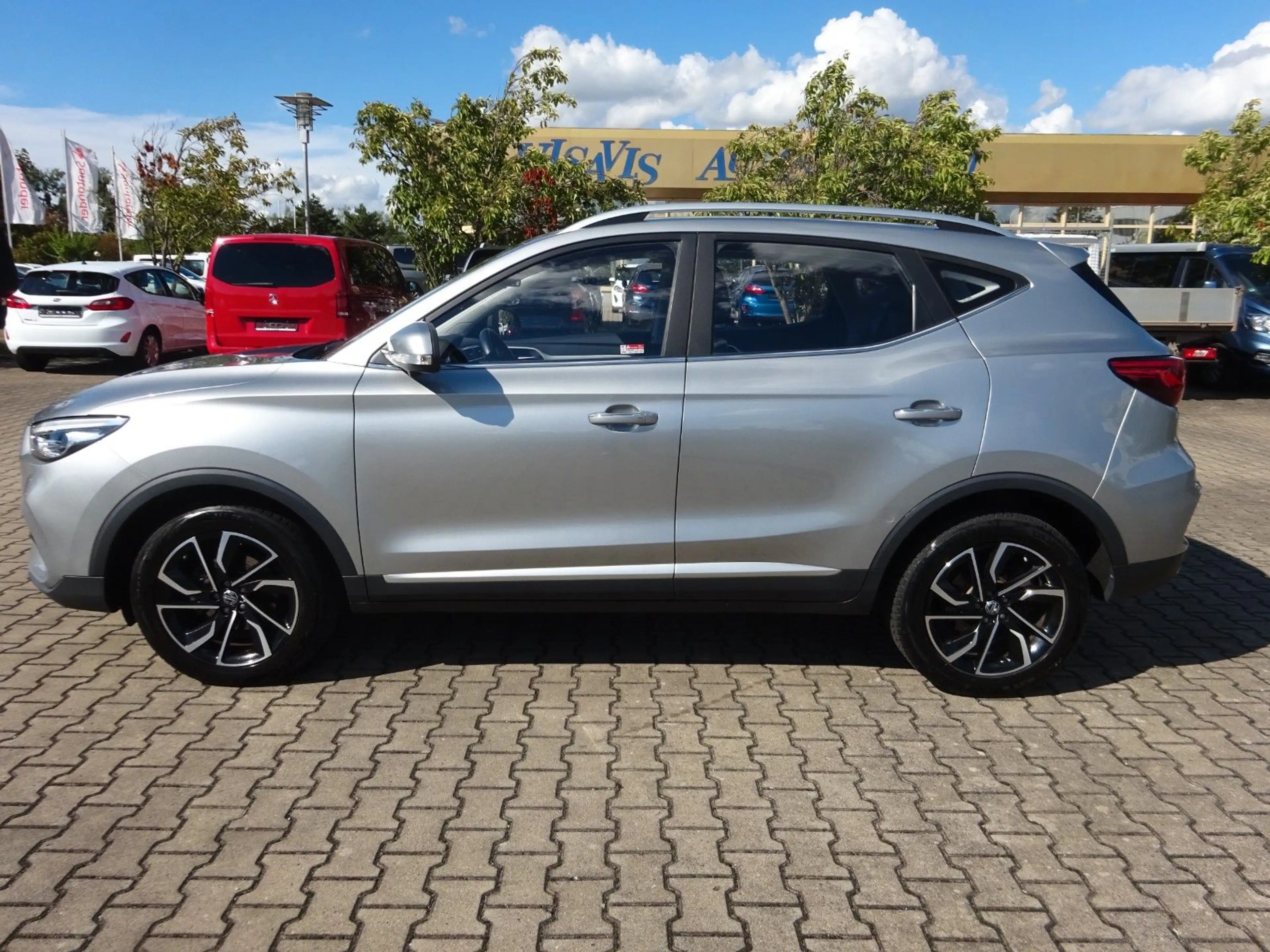 MG ZS 111PS Autm. Luxury Leder Navi 360-Kamera — photo 3