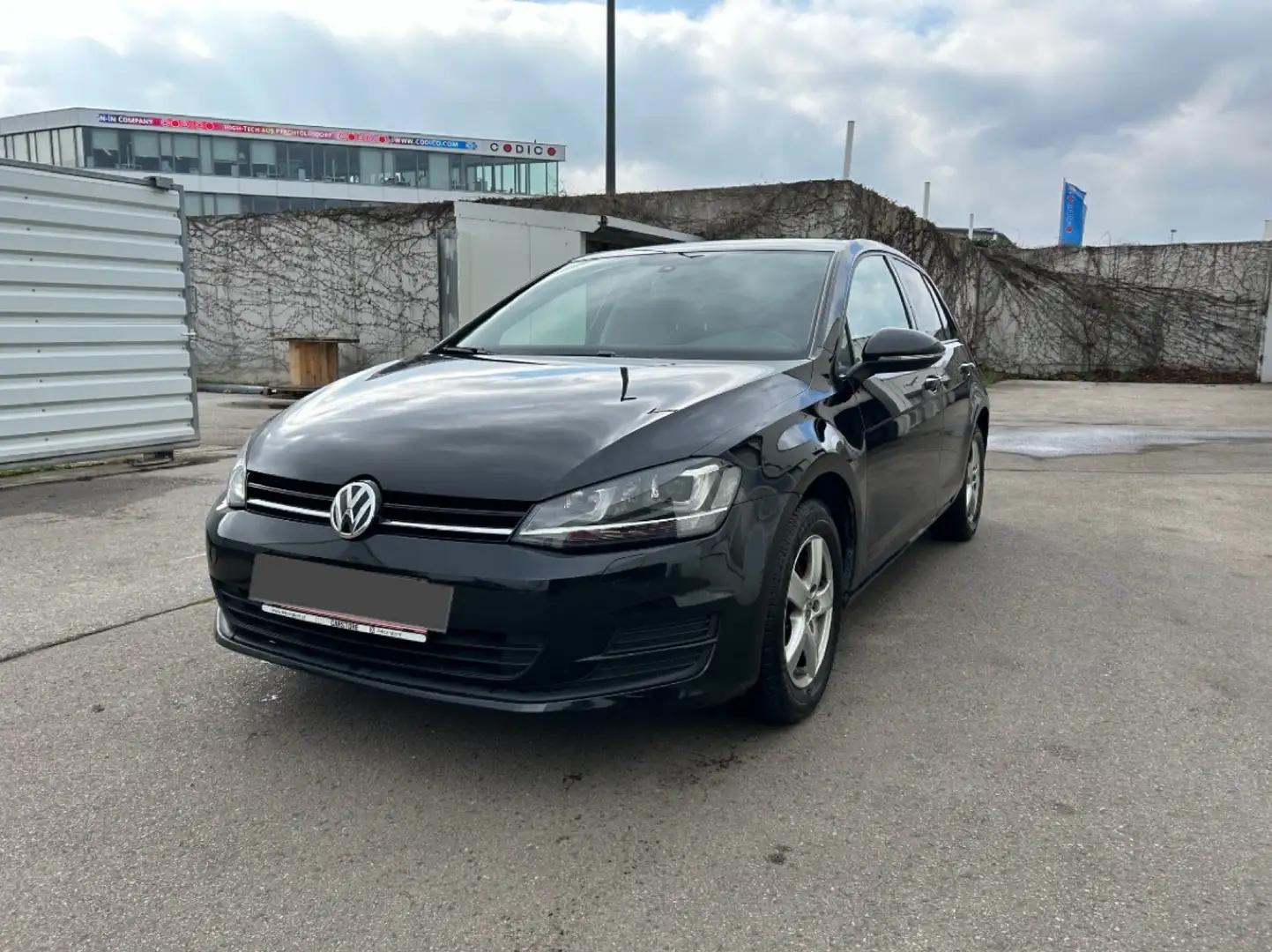 Volkswagen Golf BMT 1,6 TDI DPF Schwarz - 1