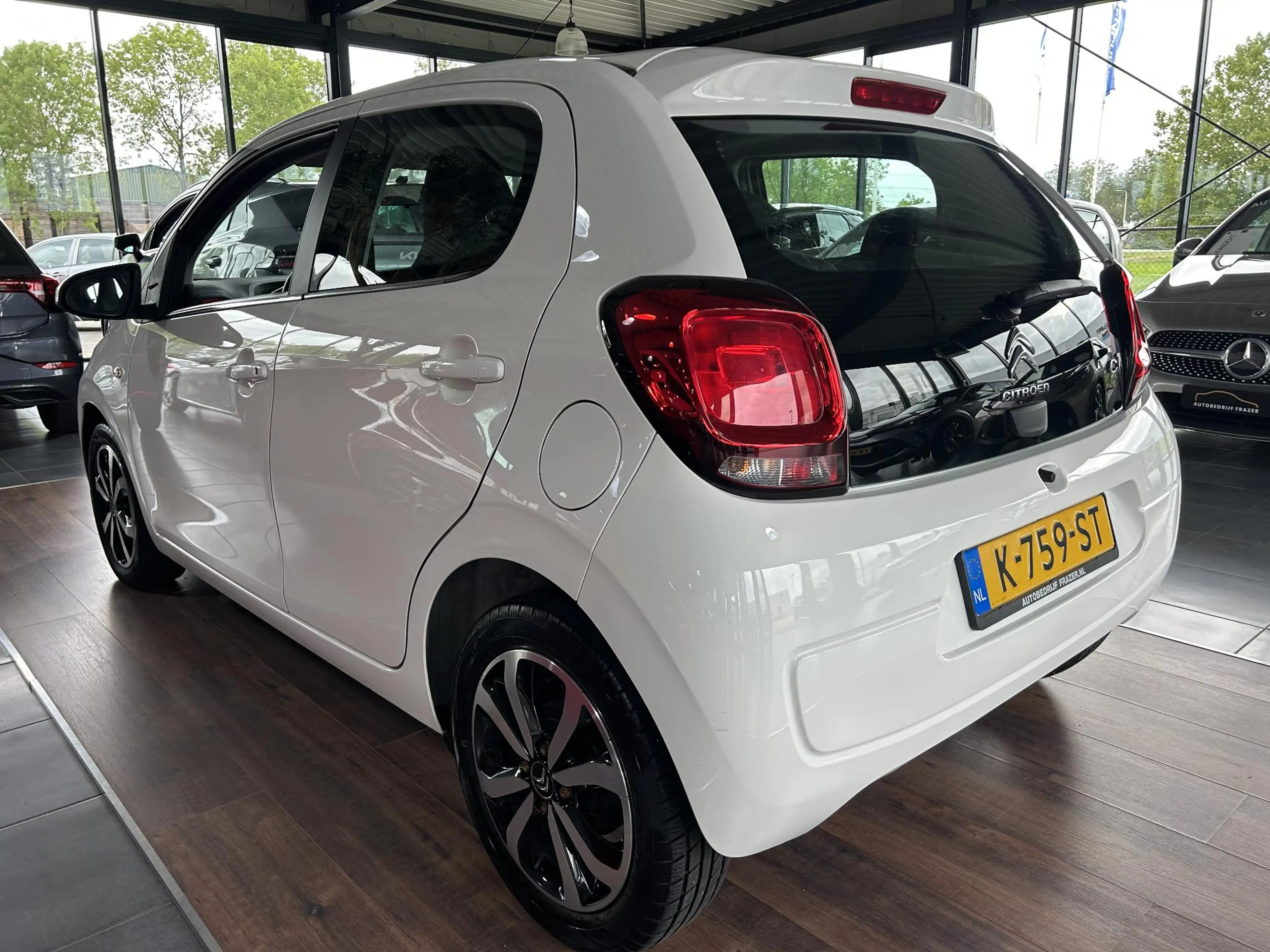 Citroen C1 1.0 e-VTi Live — photo 16
