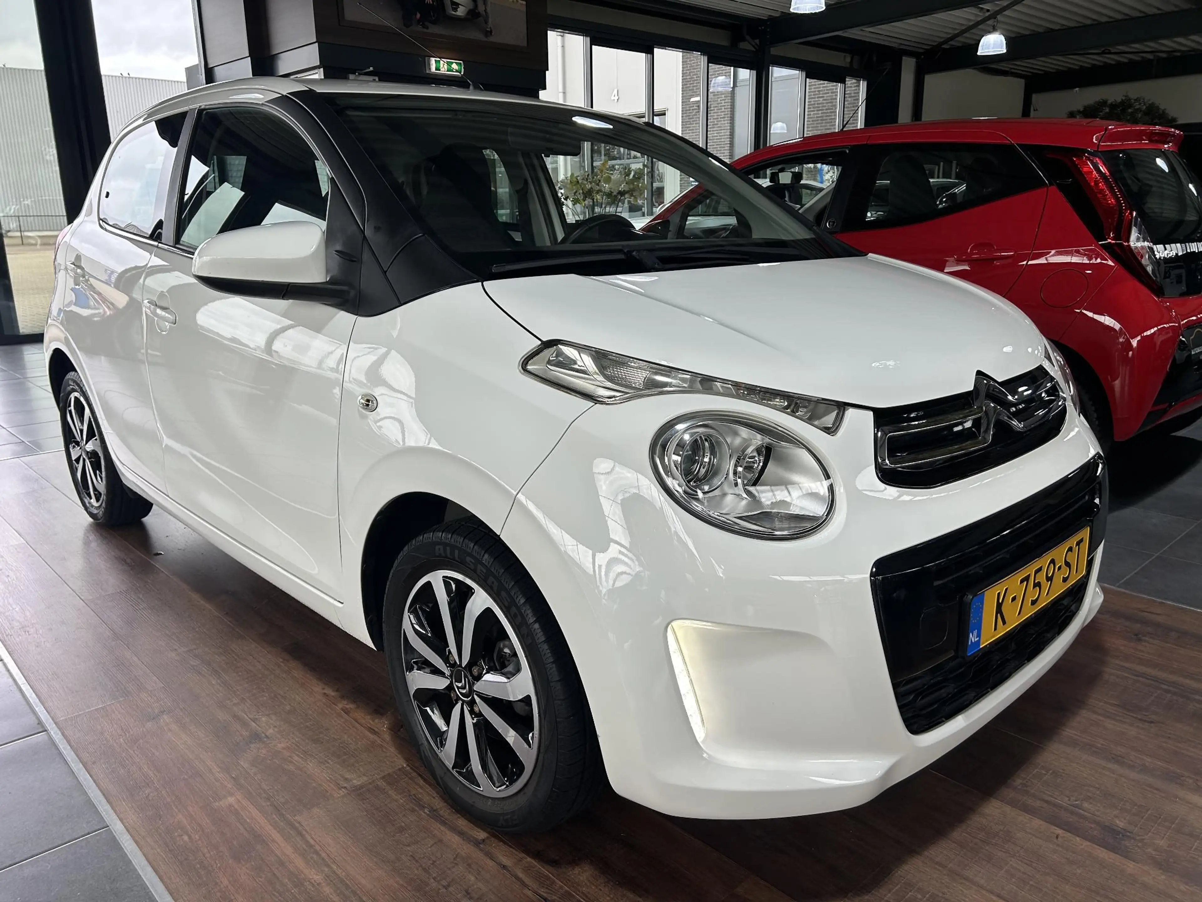 Citroen C1 1.0 e-VTi Live — photo 18