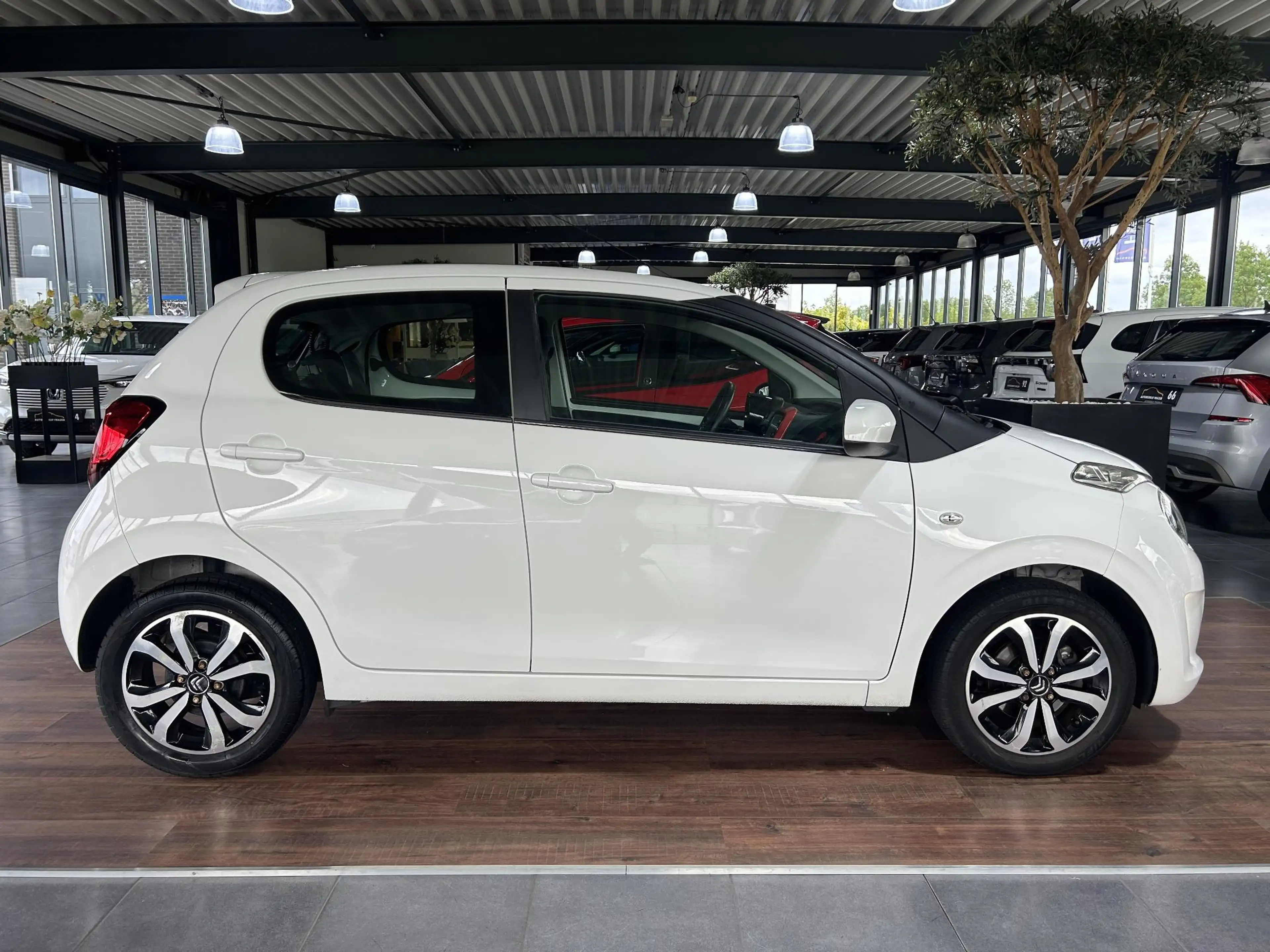Citroen C1 1.0 e-VTi Live — photo 19