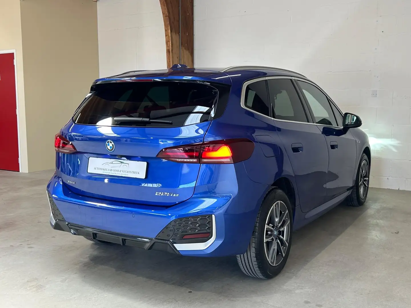 BMW 225 2-serie Active Tourer 225e xDrive M-Sport - Camera Blauw - 2