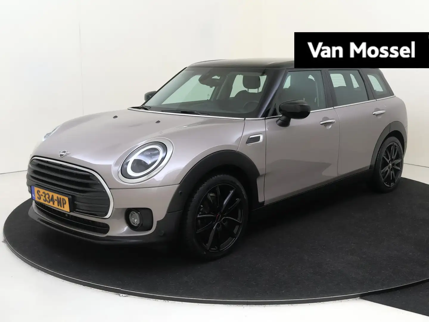 MINI John Cooper Works Clubman Mini 1.5 Cooper Automaat Gris - 1