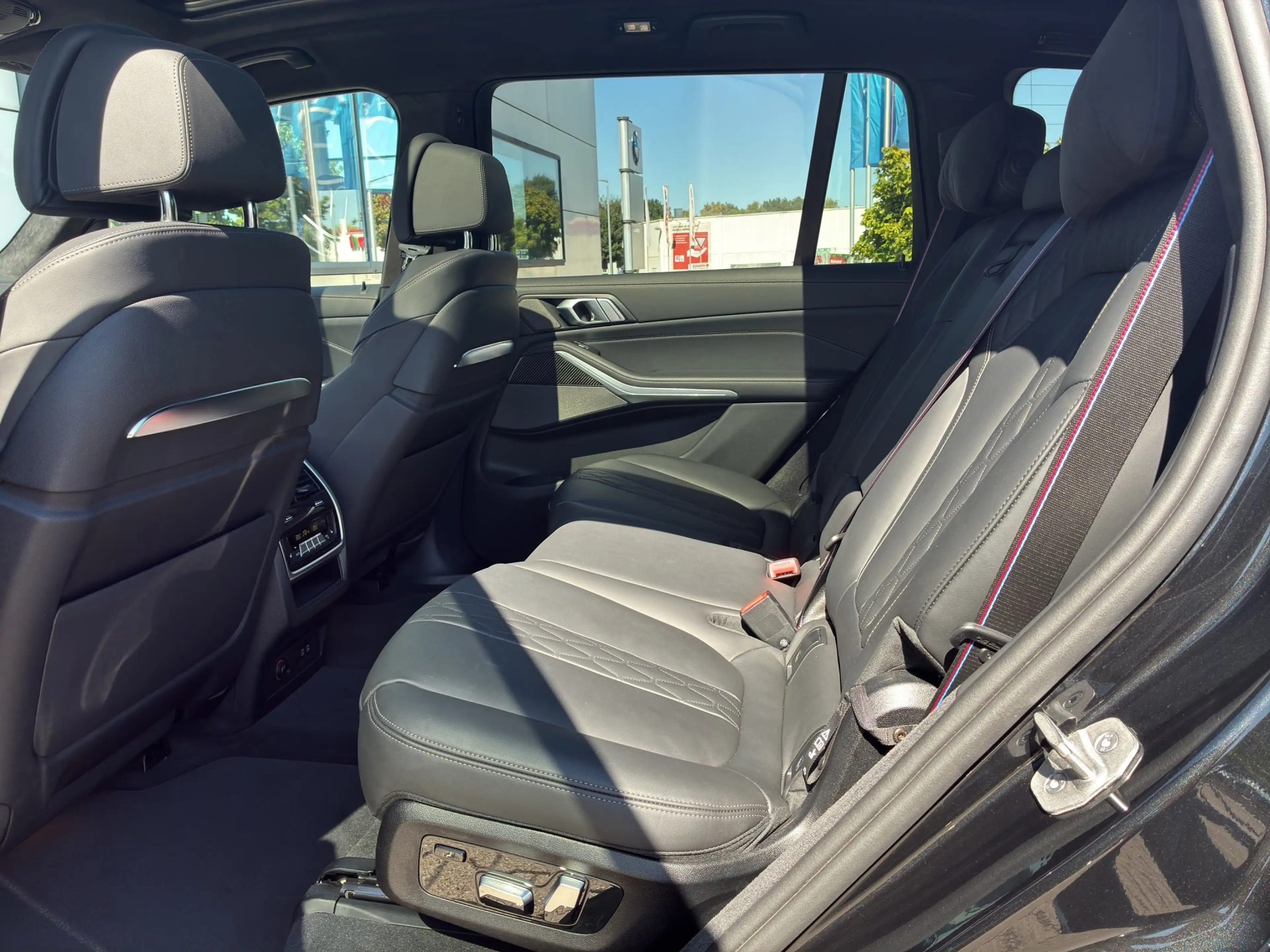 BMW X7 xDrive40d M Sportpaket — photo 8