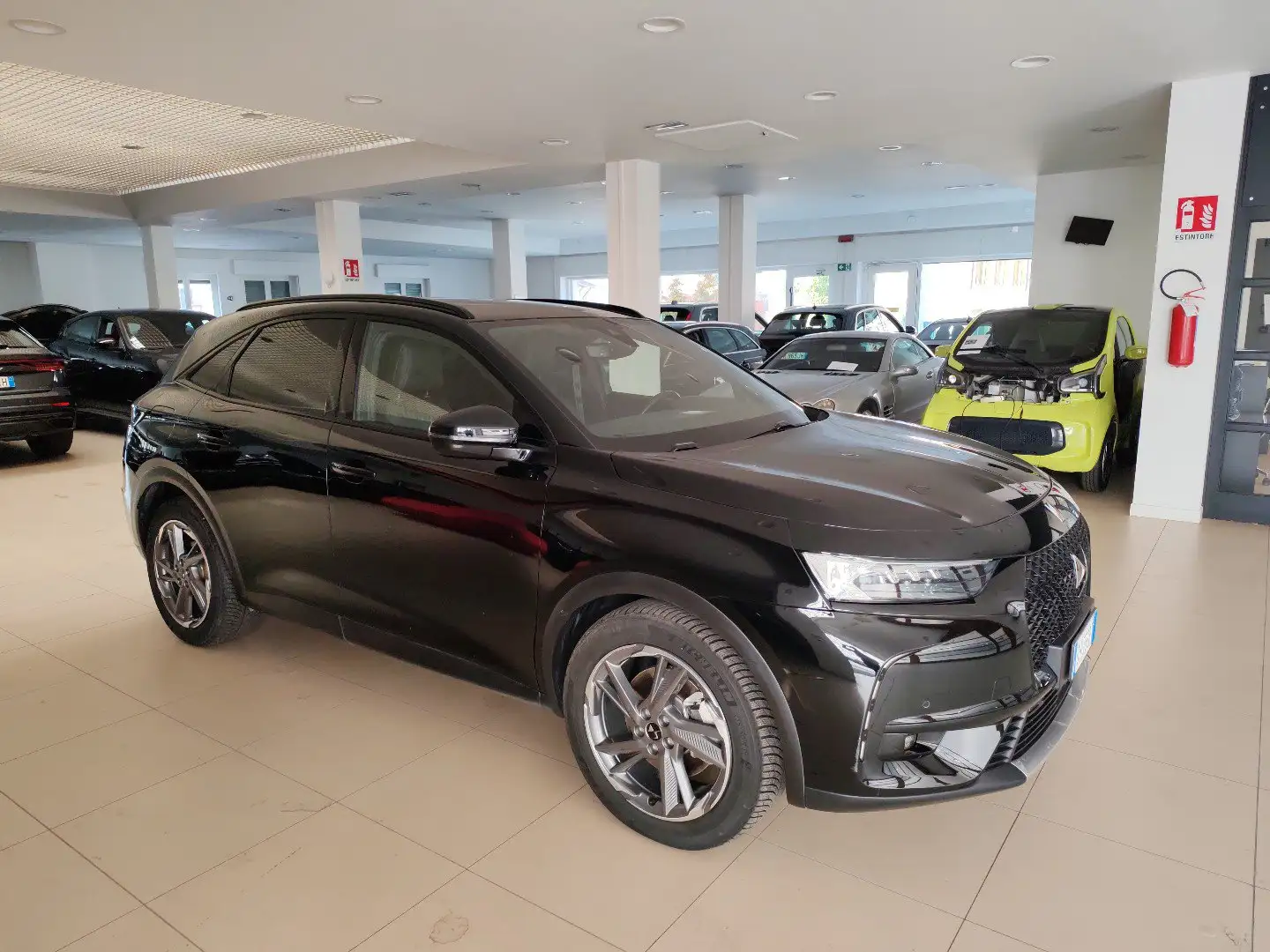 DS Automobiles DS 7 Crossback E-Tense 225cv auto PHEV Ligne Noire Pelle Navi 19” Nero - 2
