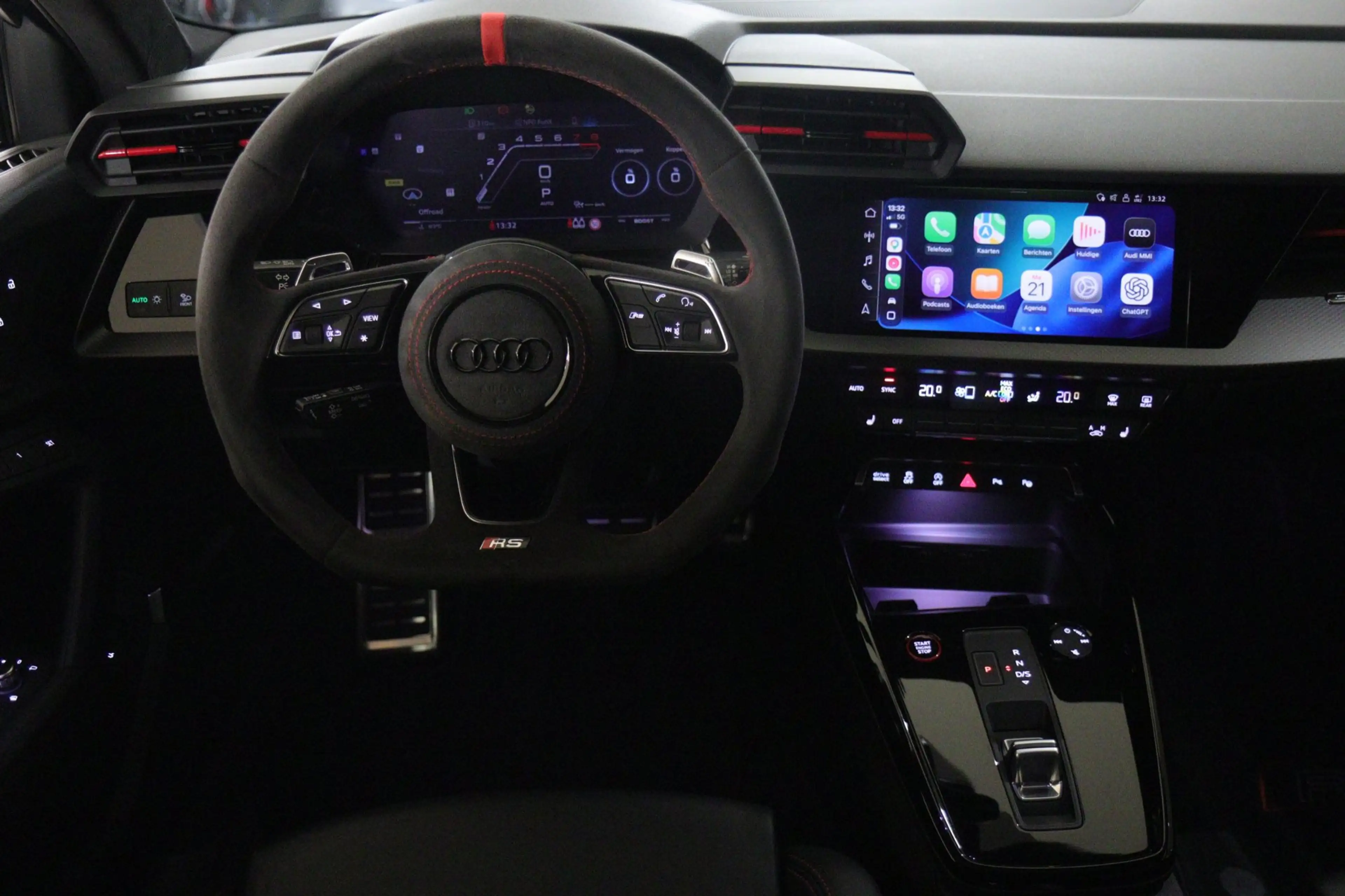 Audi RS3 Limousine 2.5 TFSI RS 3 quattro PANO/400PK/PERFORM — photo 9