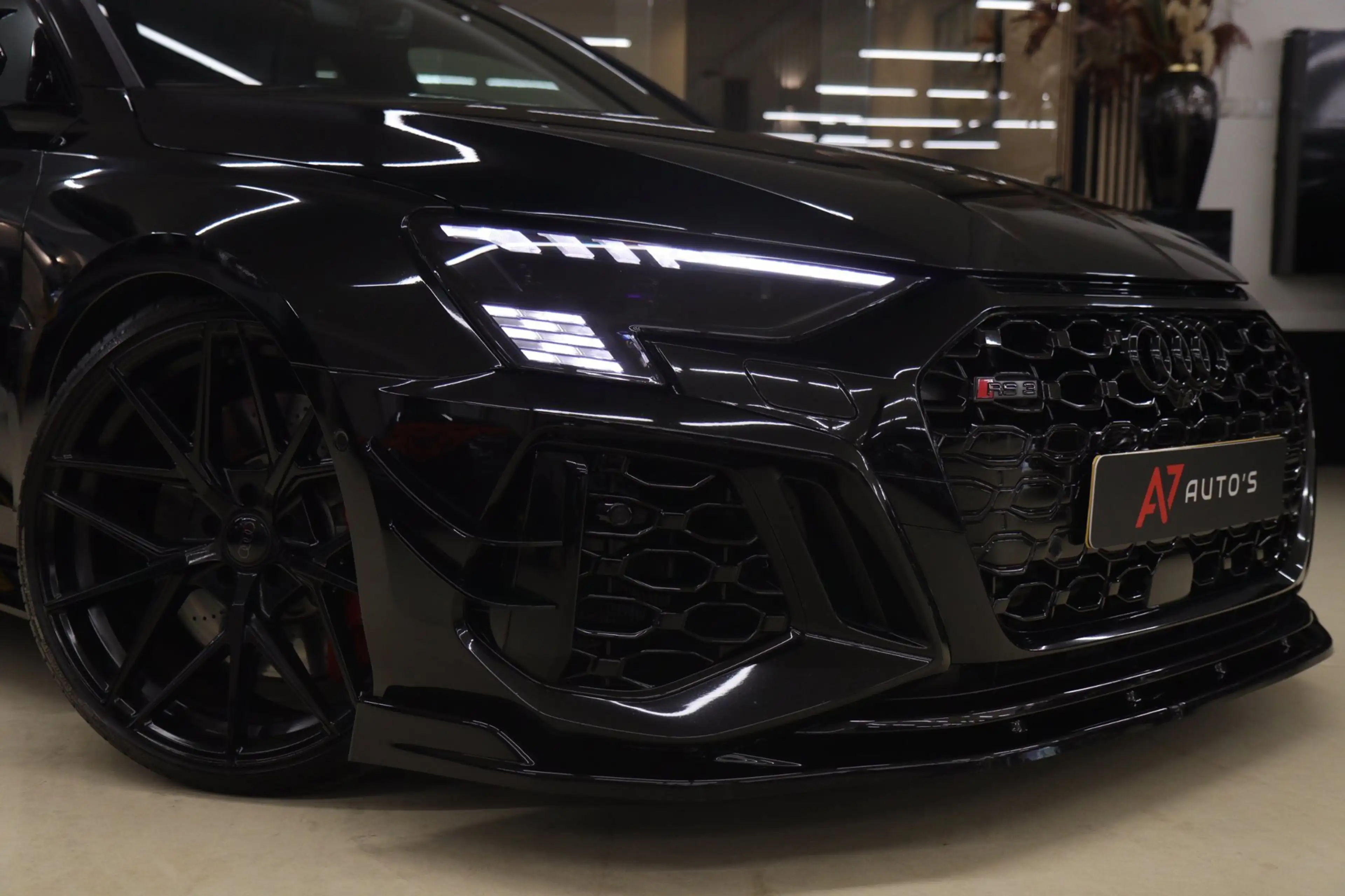 Audi RS3 Limousine 2.5 TFSI RS 3 quattro PANO/400PK/PERFORM — photo 6