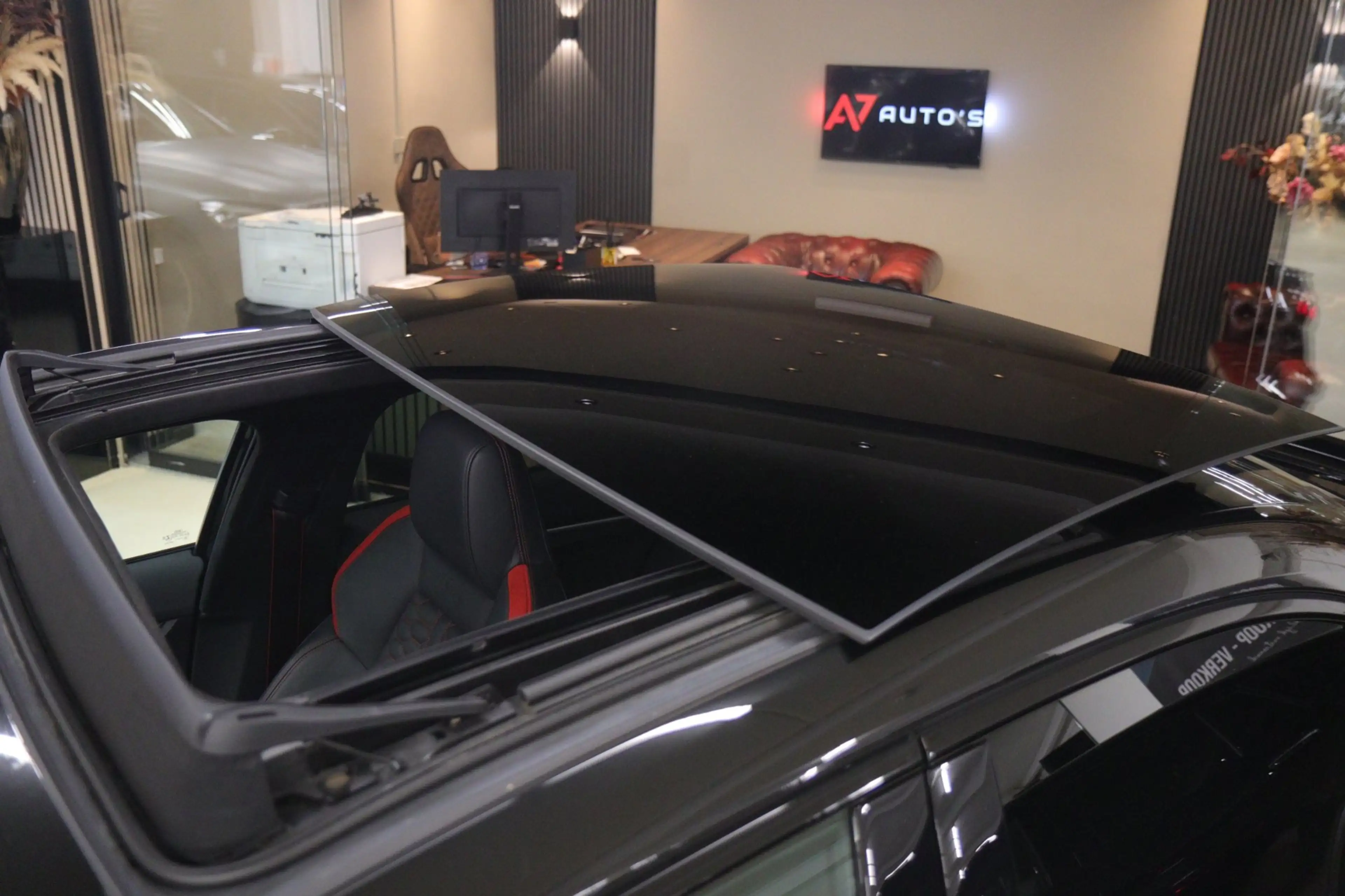 Audi RS3 Limousine 2.5 TFSI RS 3 quattro PANO/400PK/PERFORM — photo 5