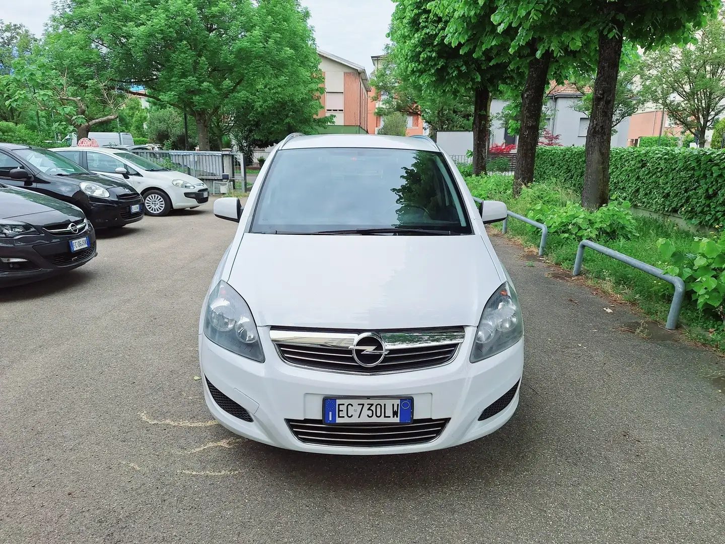 Opel Zafira Zafira 1.7 cdti Edition (enjoy) 110cv fap Blanco - 2