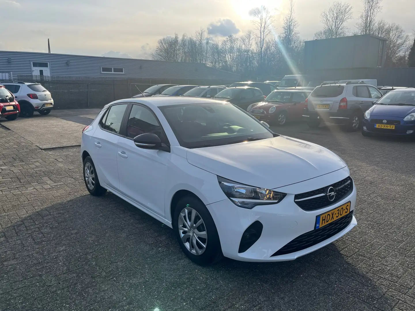Opel Corsa 1.2 Edition Blanco - 2