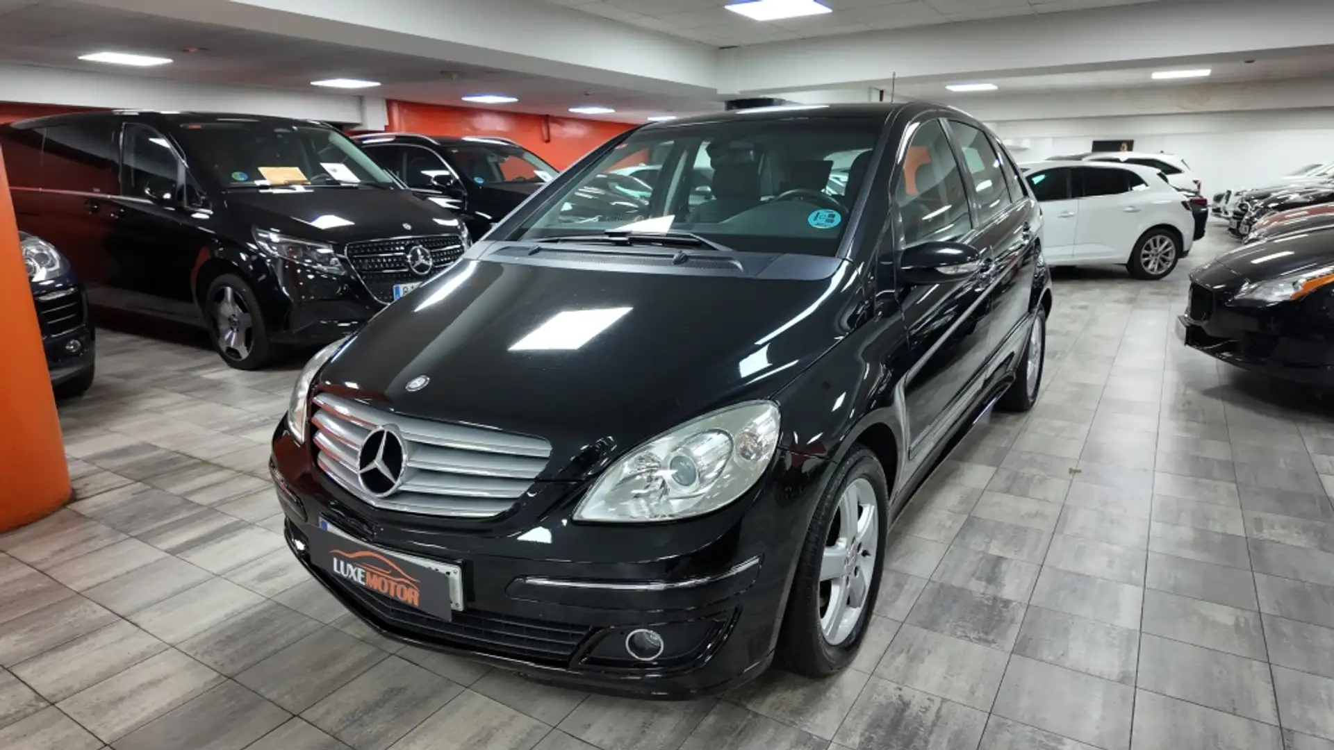 Mercedes-Benz B 200 Autotronic Negro - 1