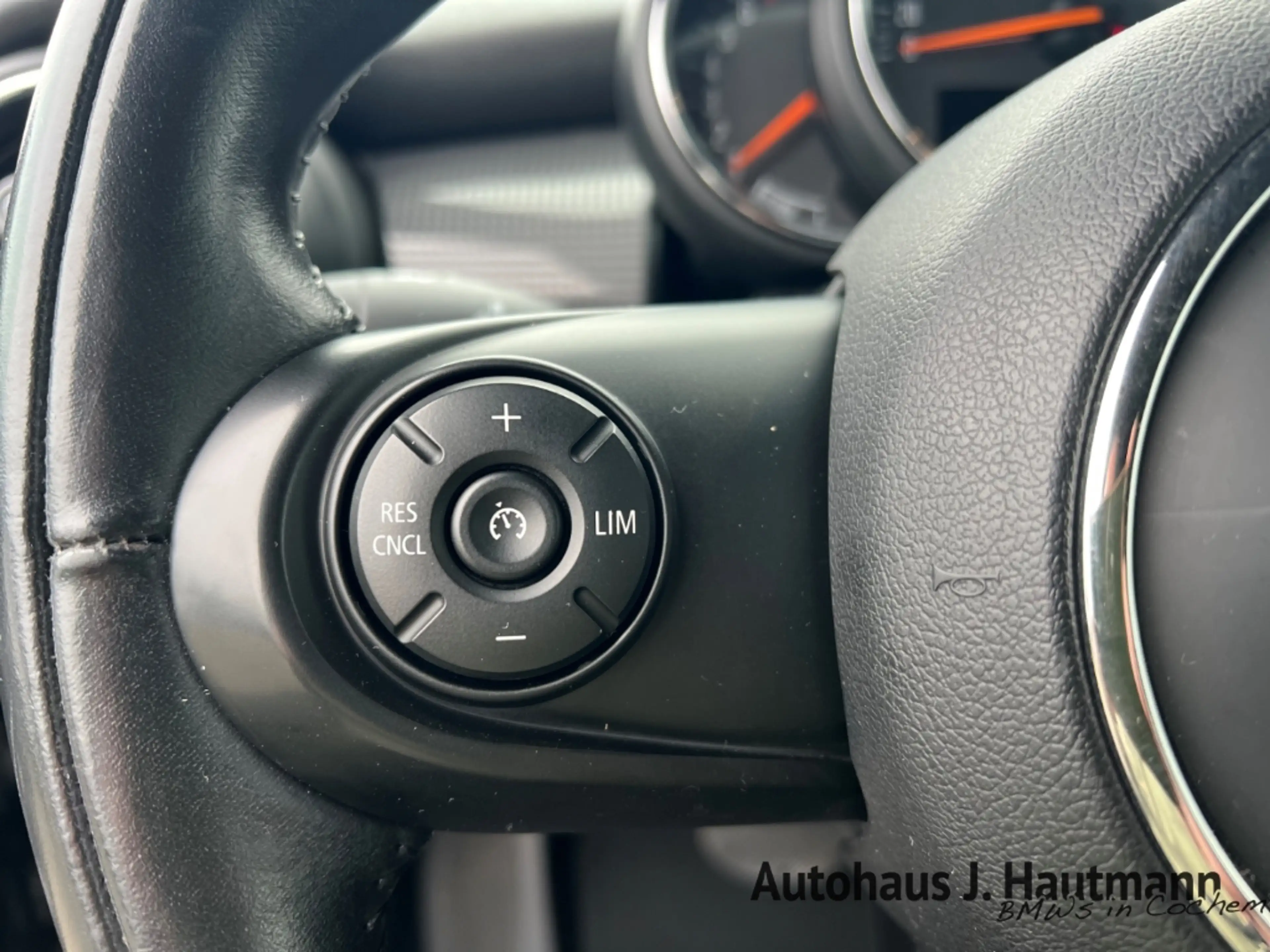 MINI Cooper +2.HAND+CHILI+NAVI+TEMPO+PDC+LM17''+ — photo 15