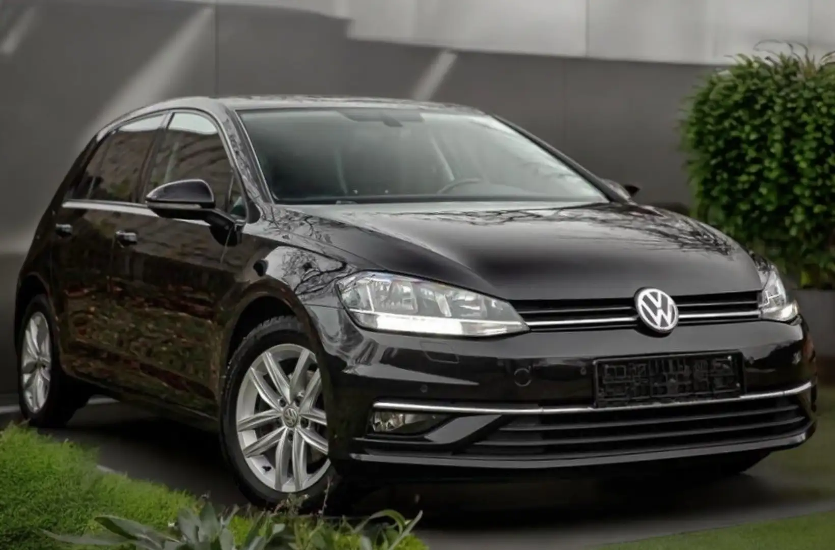 Volkswagen Golf Golf 7.5 2.0 TDI DSG7 HIGHLINE FACELIFT Schwarz - 1