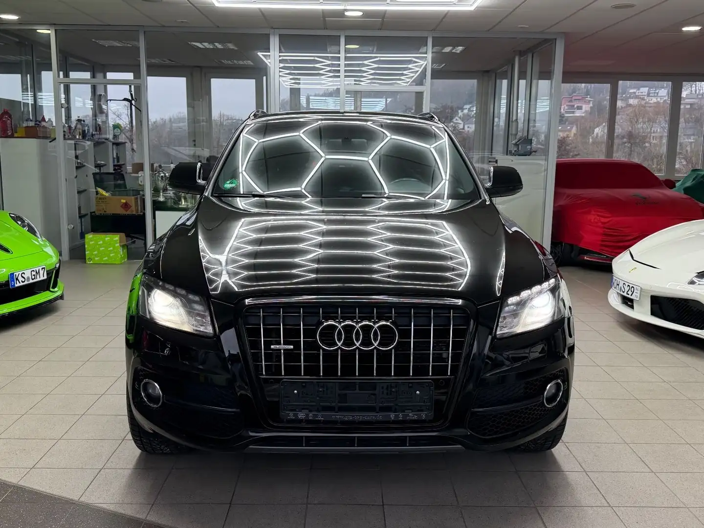 Audi Q5 3.0 TDI quattro S line Plus MMI Navi Xenon Schwarz - 2