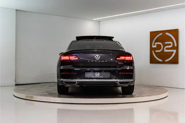 Volkswagen Arteon view 4